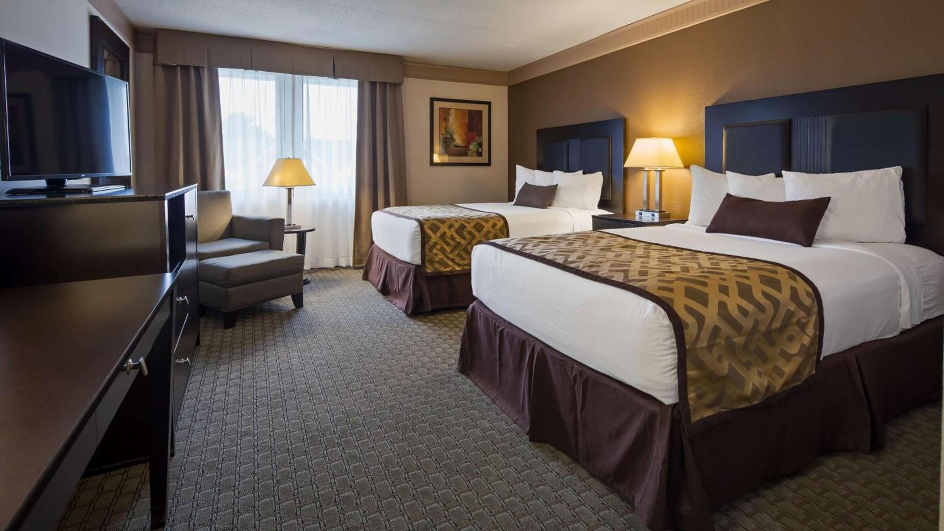 Best Western Plus Concordville Hotel photo 18