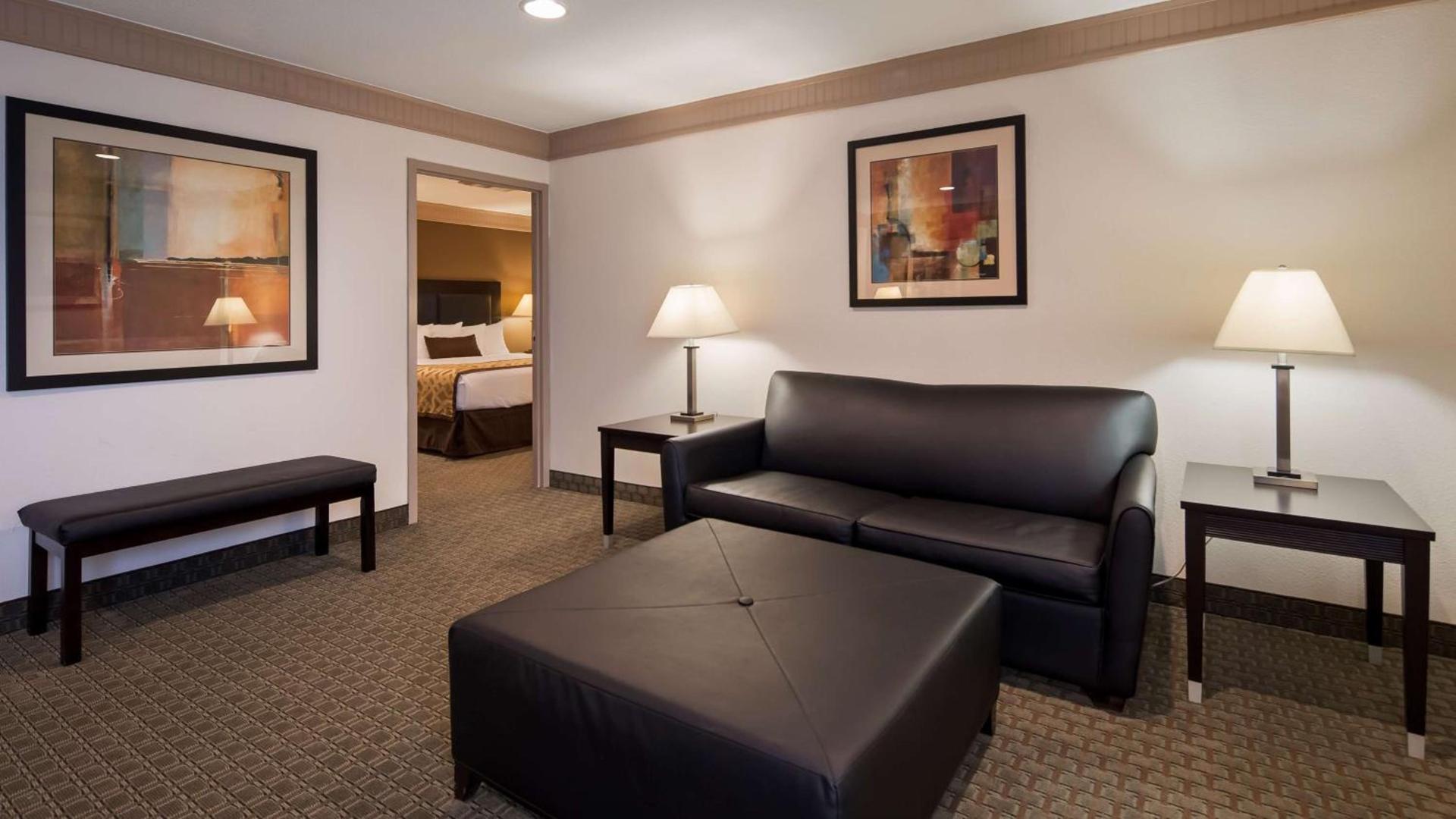 Best Western Plus Concordville Hotel photo 26