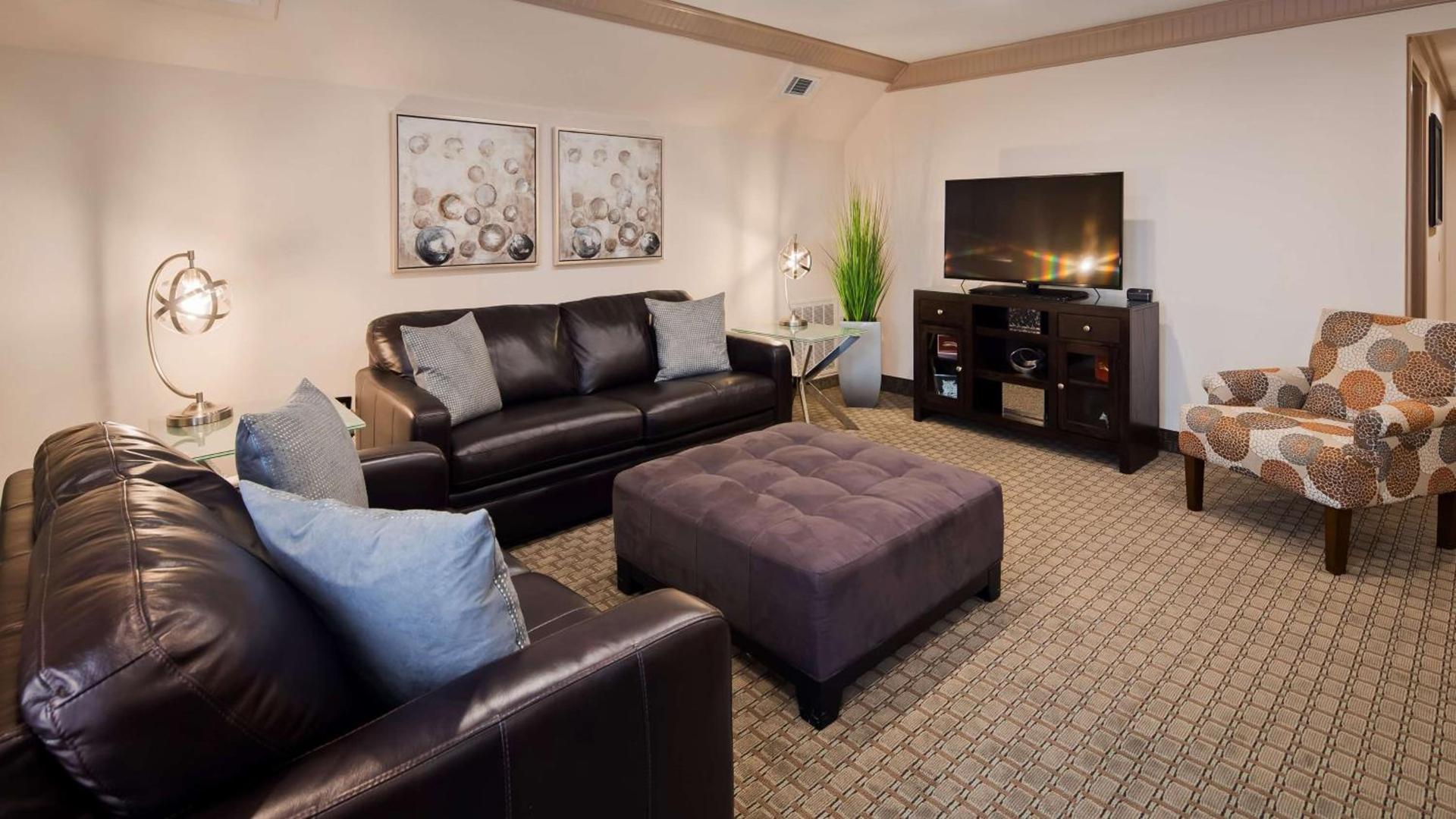 Best Western Plus Concordville Hotel photo 31