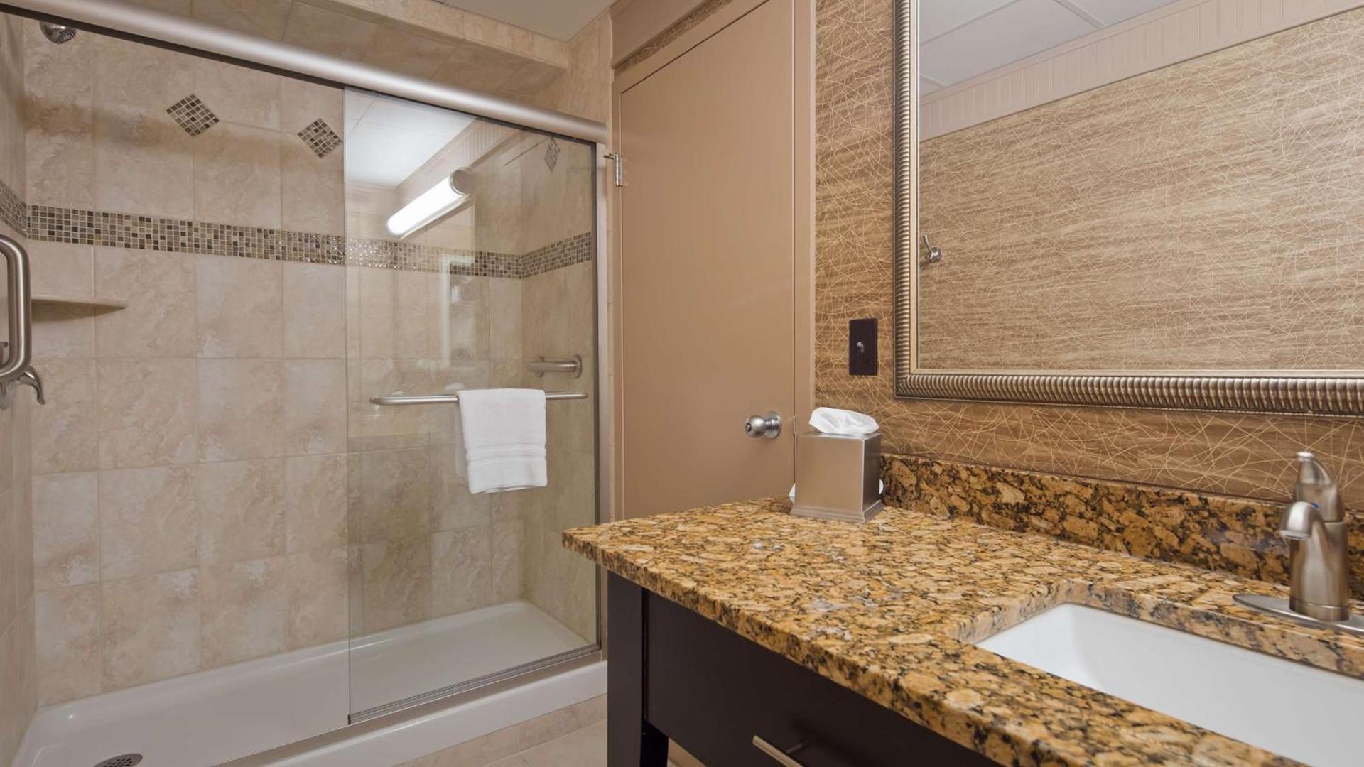 Best Western Plus Concordville Hotel photo 38