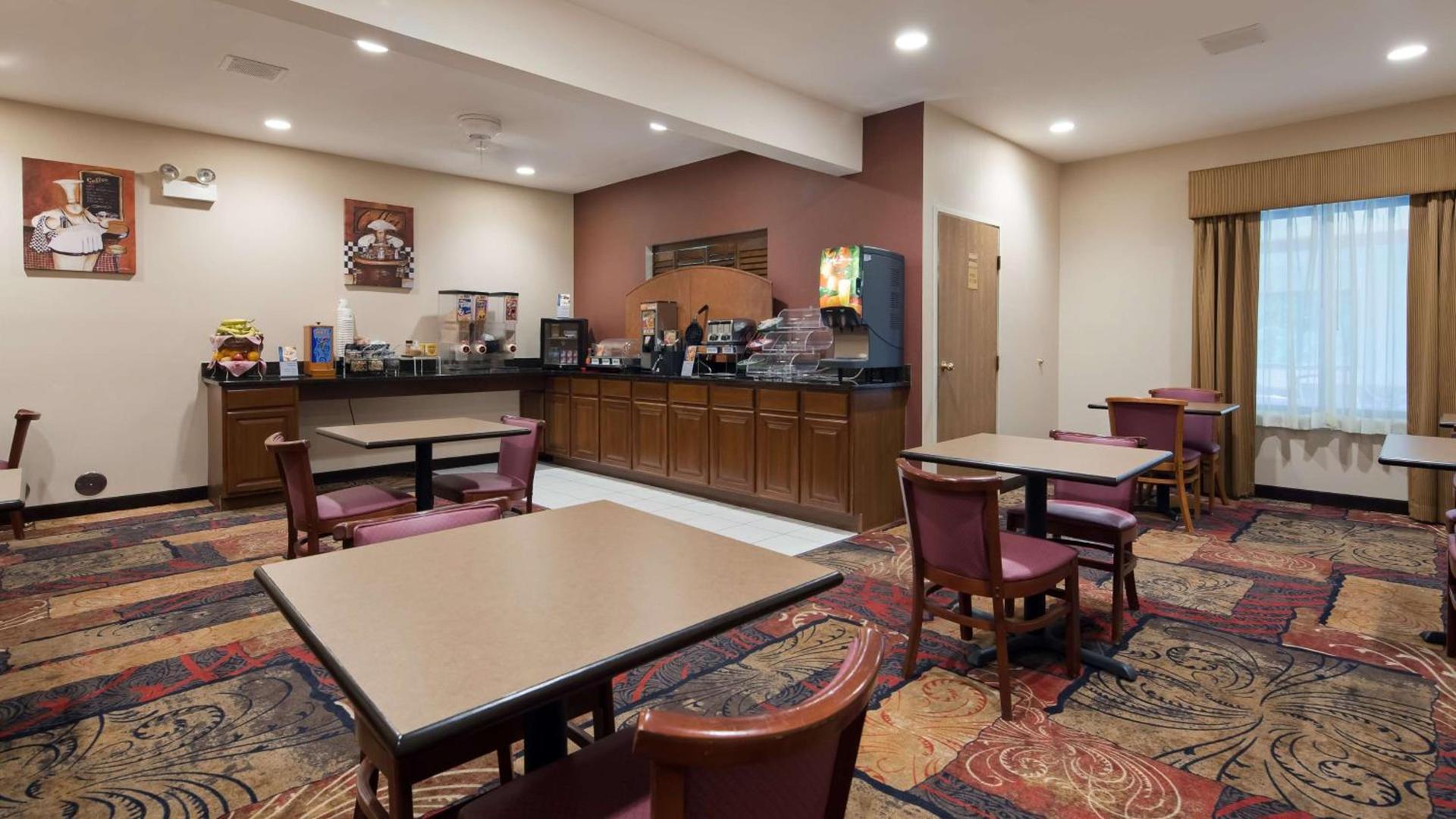 Best Western Plaza Hotel Saugatuck photo 7