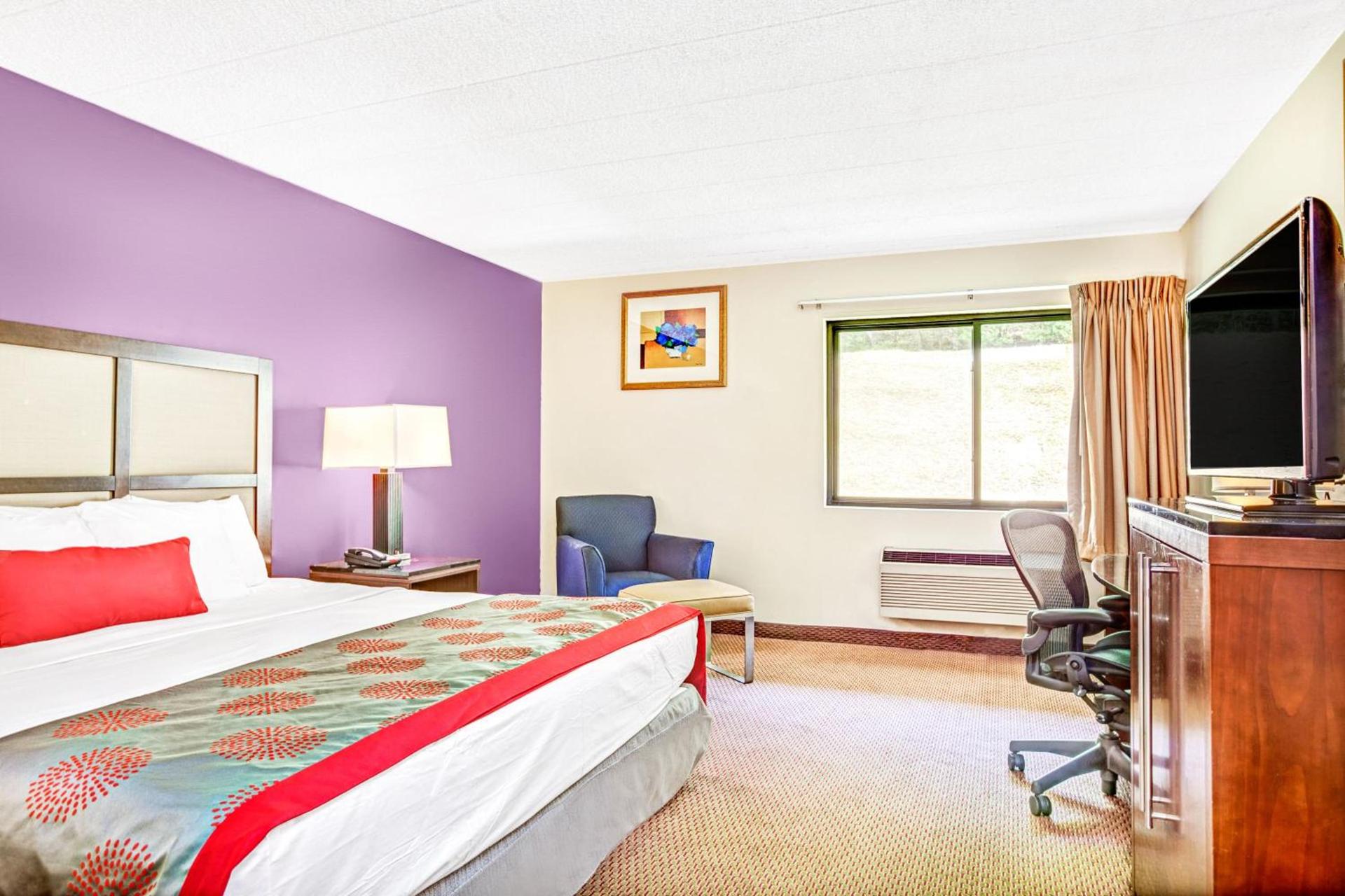 Ramada by Wyndham Rockaway photo 14