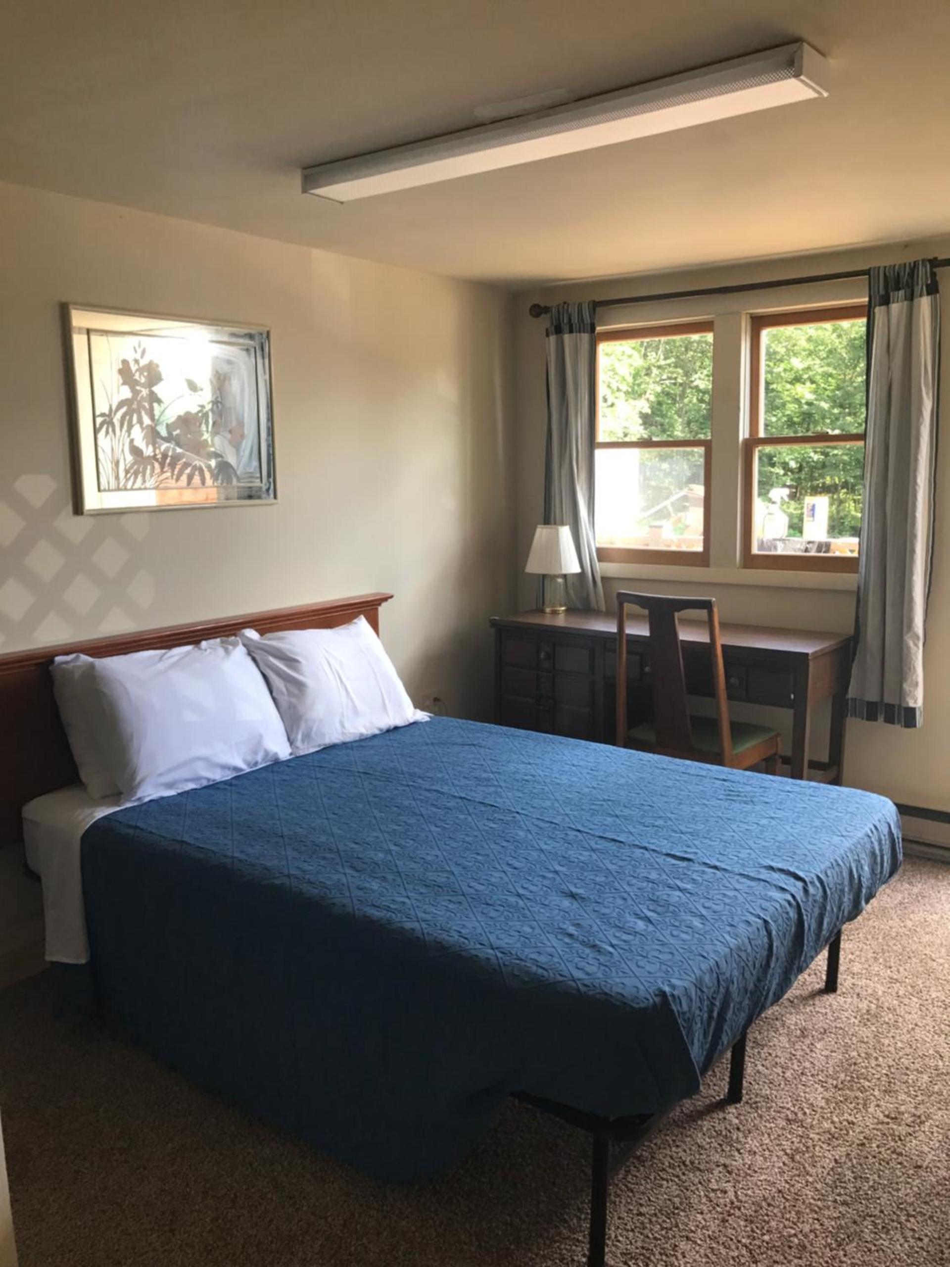 Hillside Motel photo 28