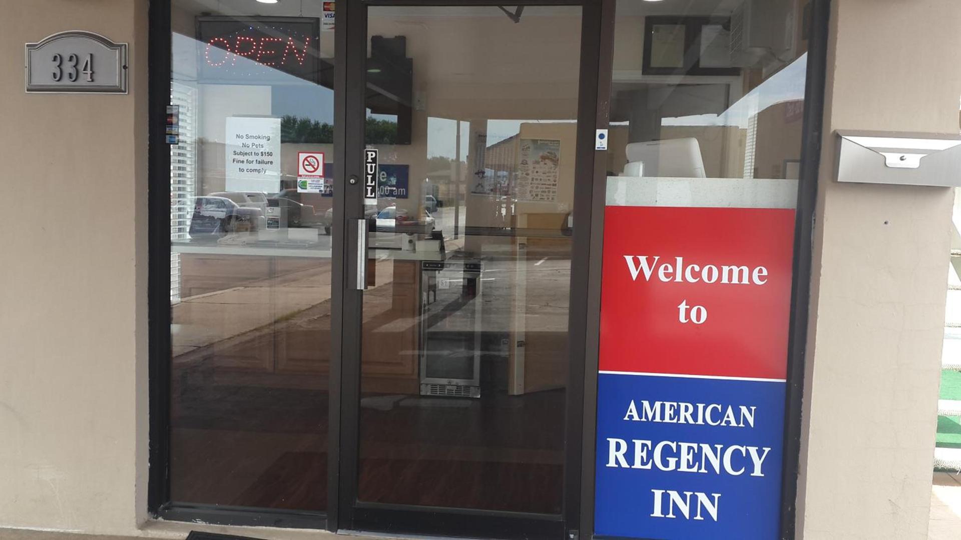 American Regency Inn photo 3