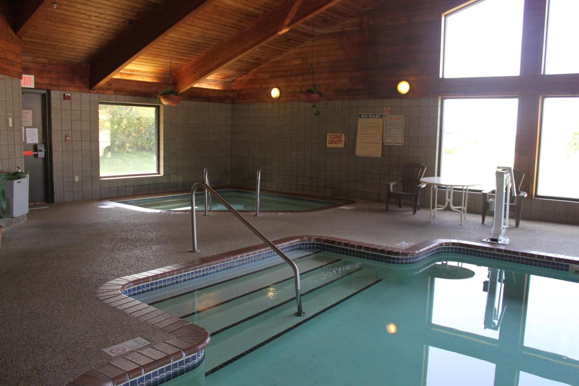 AmericInn by Wyndham West Burlington photo 49