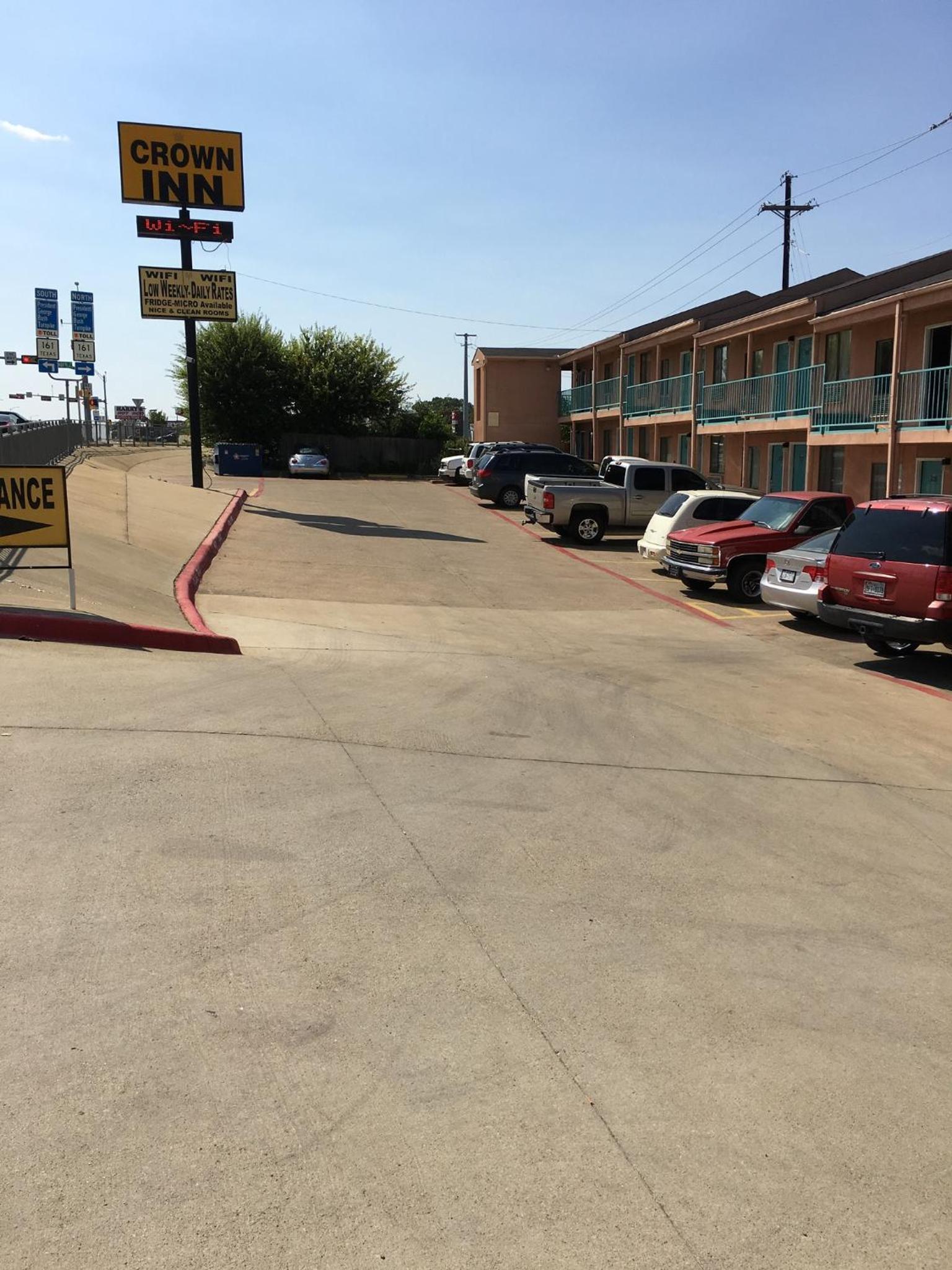 Crown Inn Grand Prairie photo 2