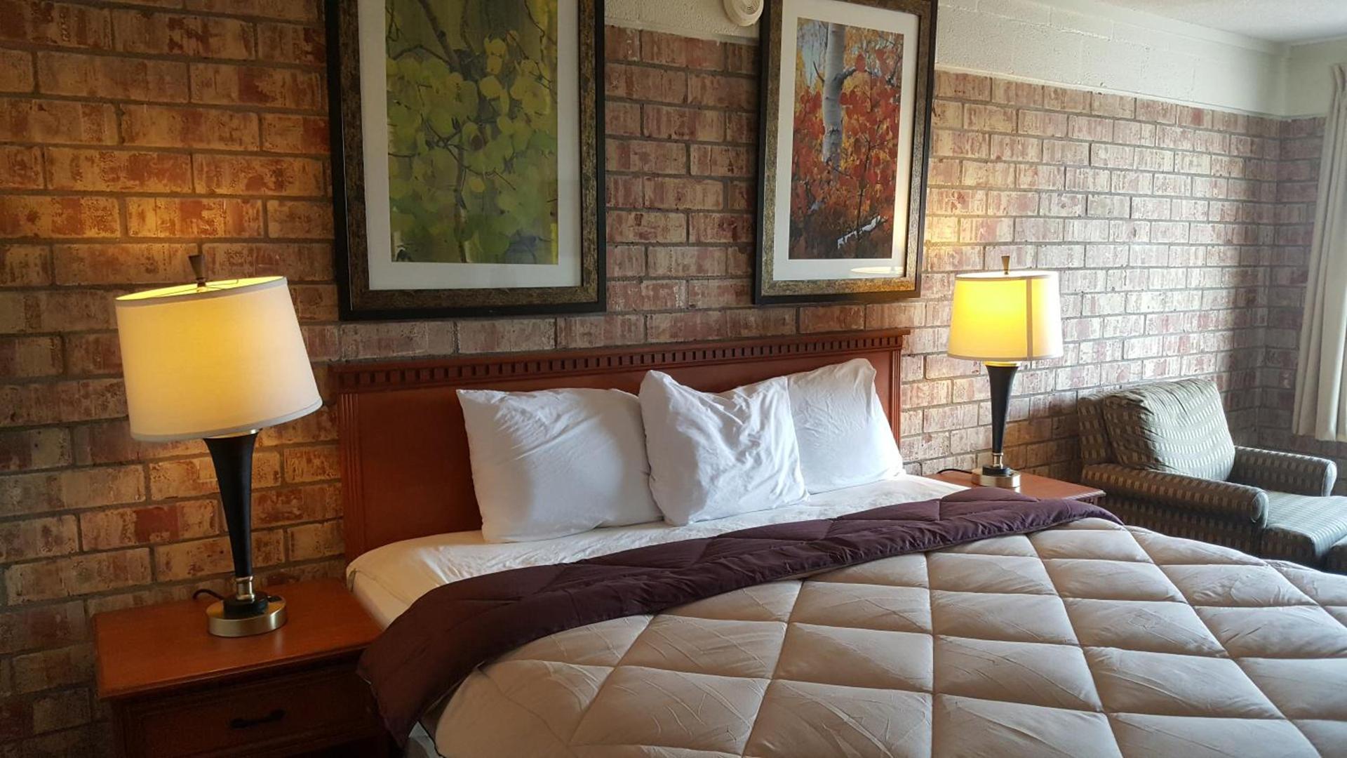 Budget Host Platte Valley Inn photo 14