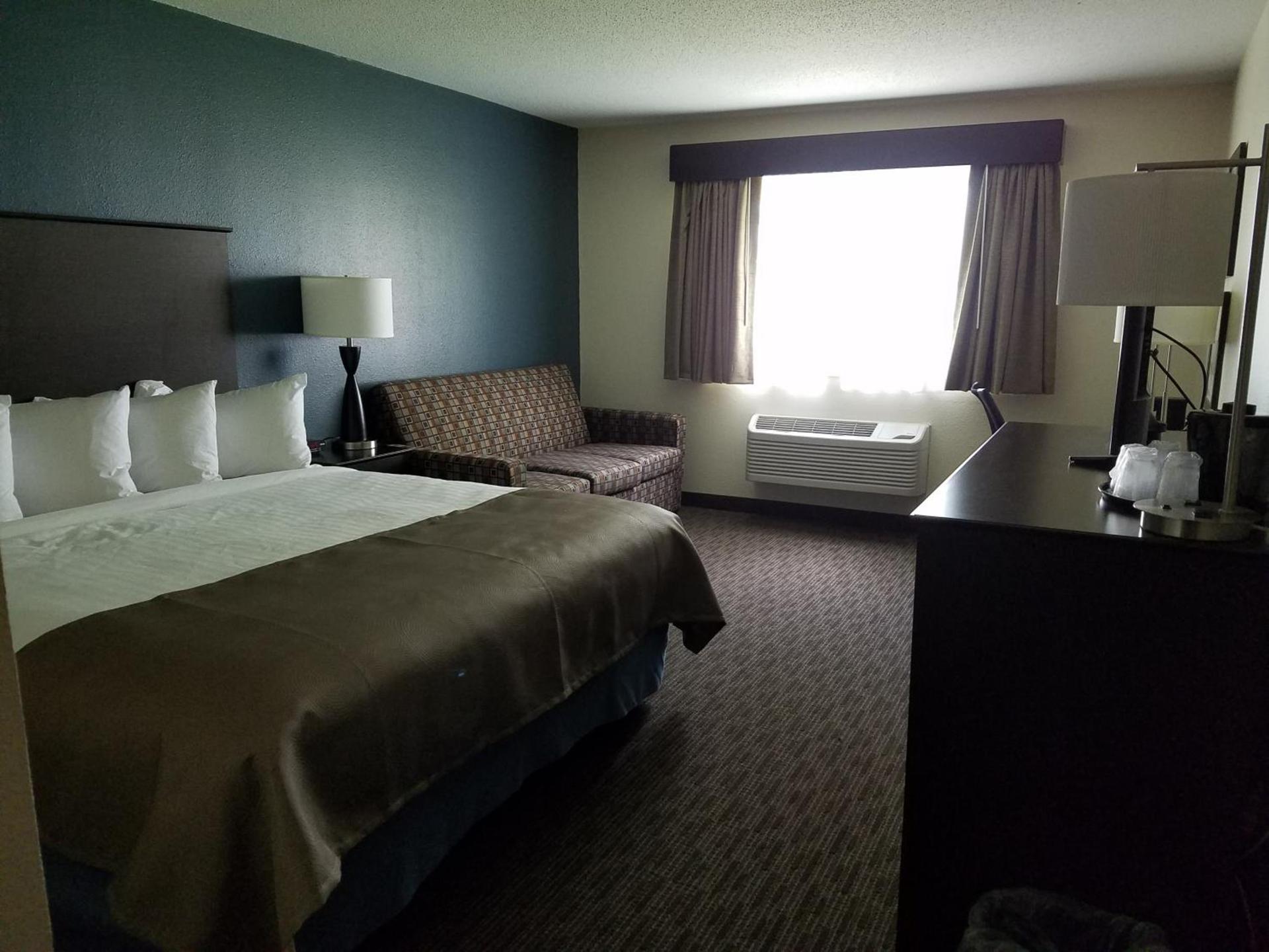 AmericInn by Wyndham Sleepy Eye photo 4