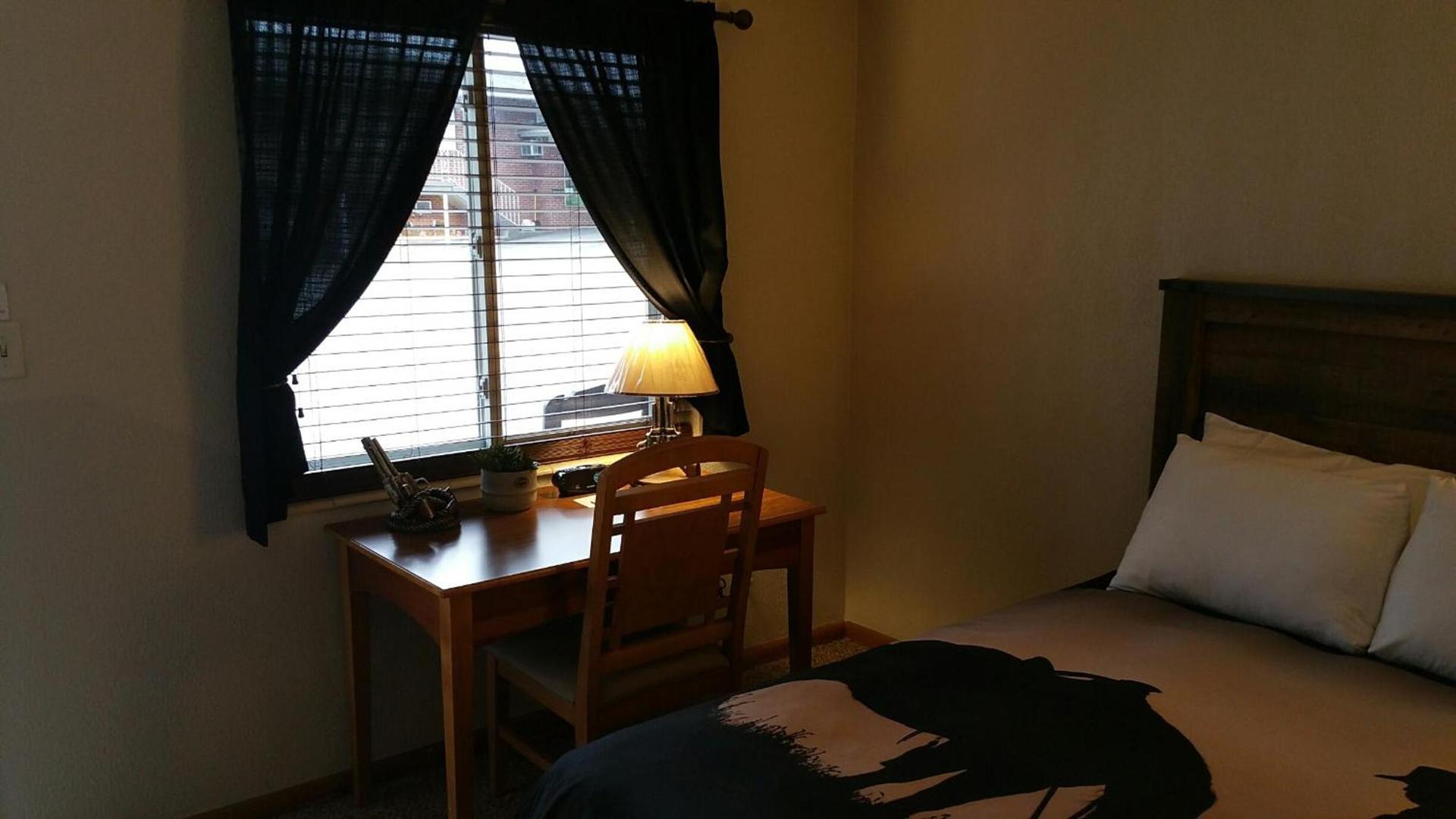 Oakland Motel photo 22