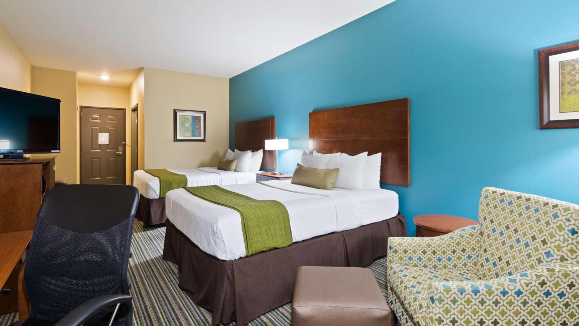 Best Western Plus Patterson Park Inn photo 26