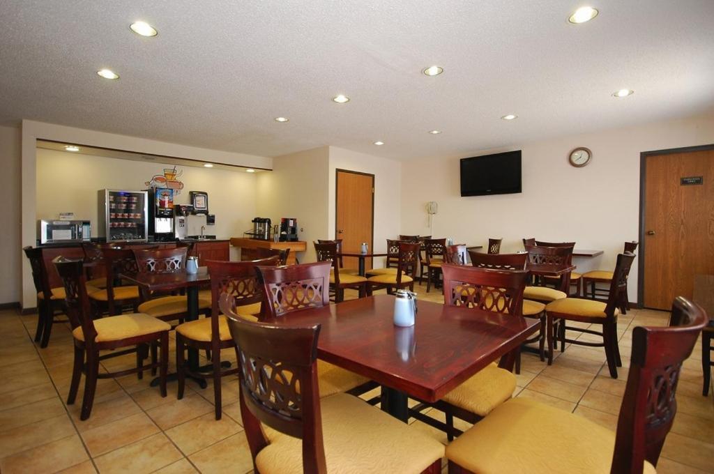 Baymont by Wyndham Delaware photo 14