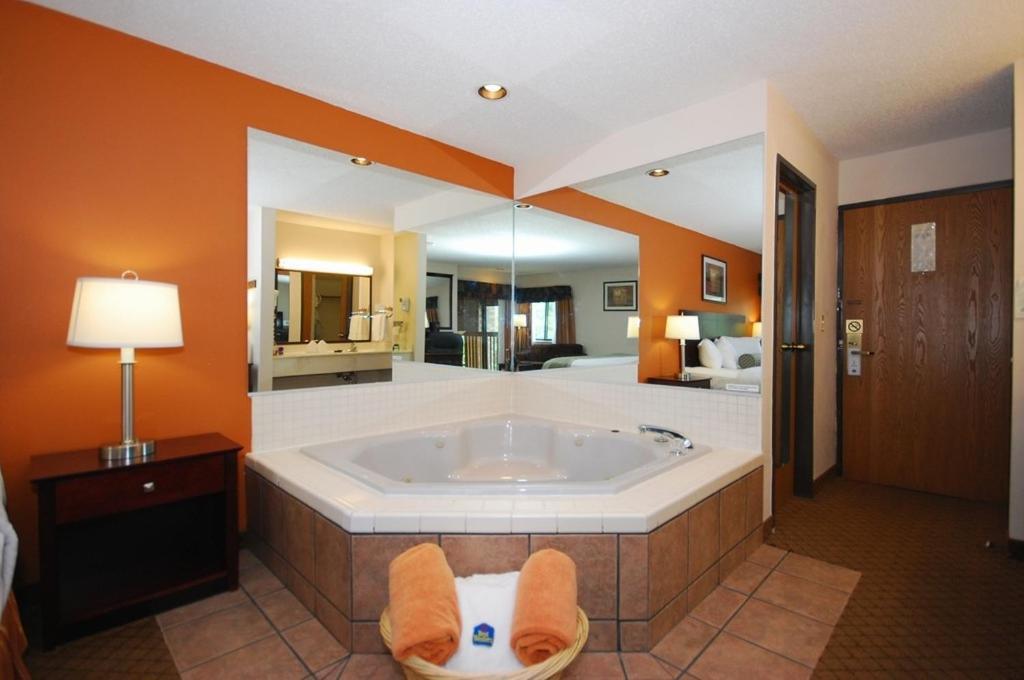 Baymont by Wyndham Delaware photo 12
