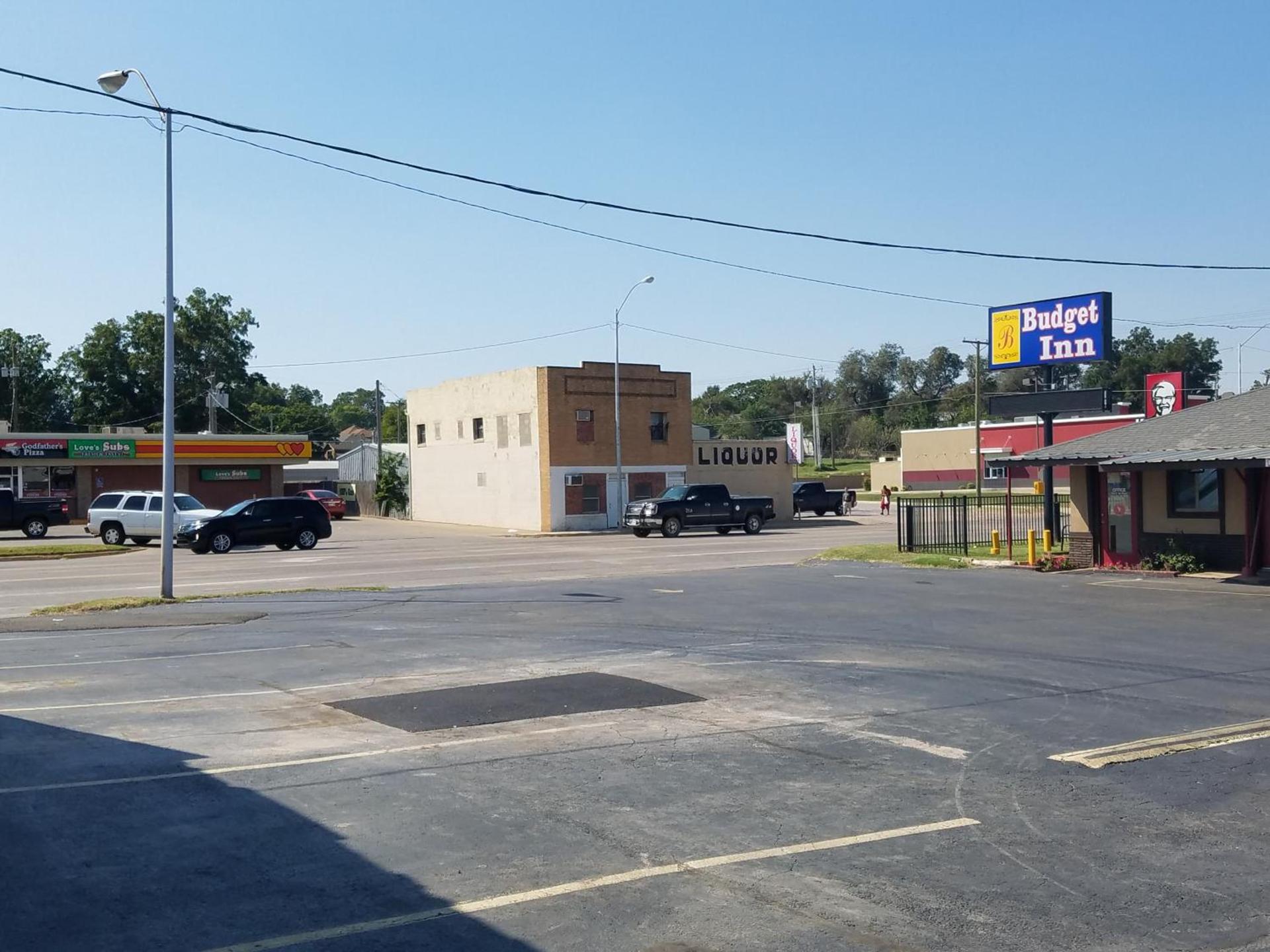 Budget Inn photo 10