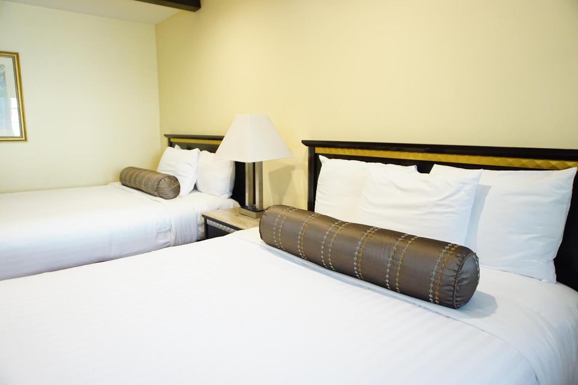 Tuscan Garden Inn photo 31