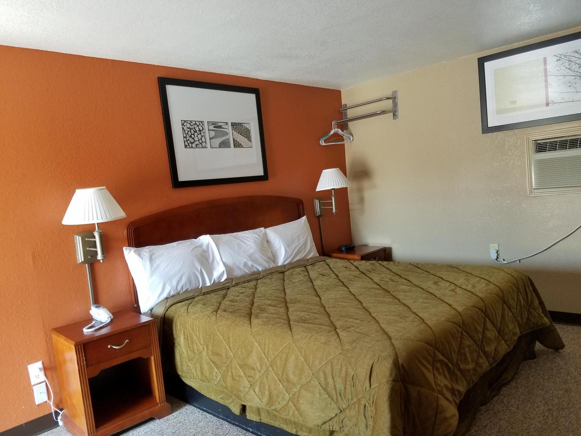 Budget Inn photo 19