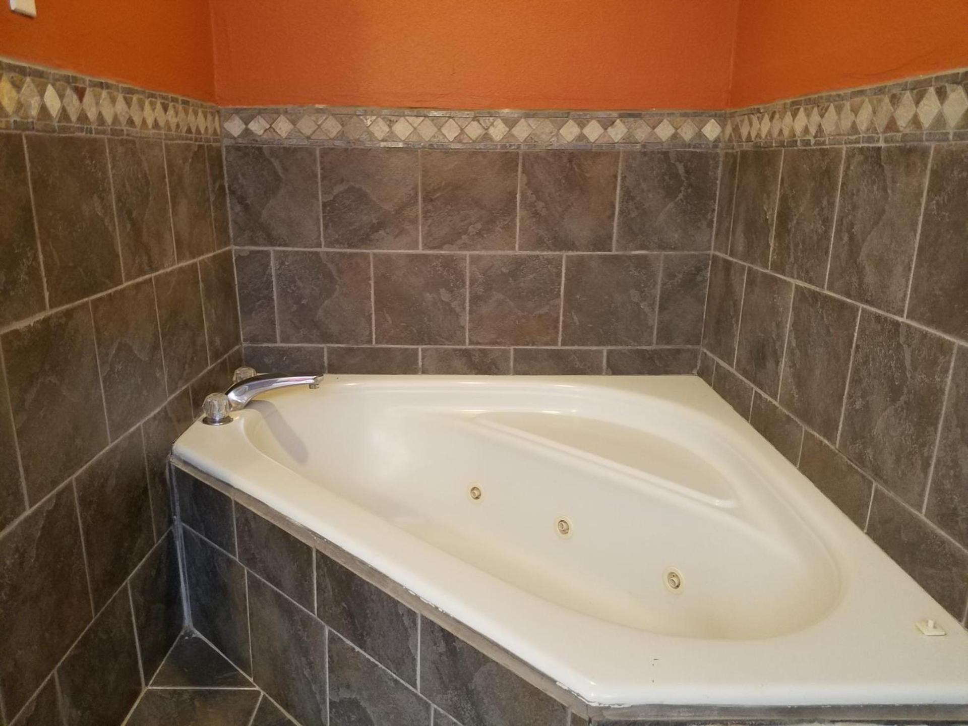 Budget Inn photo 18