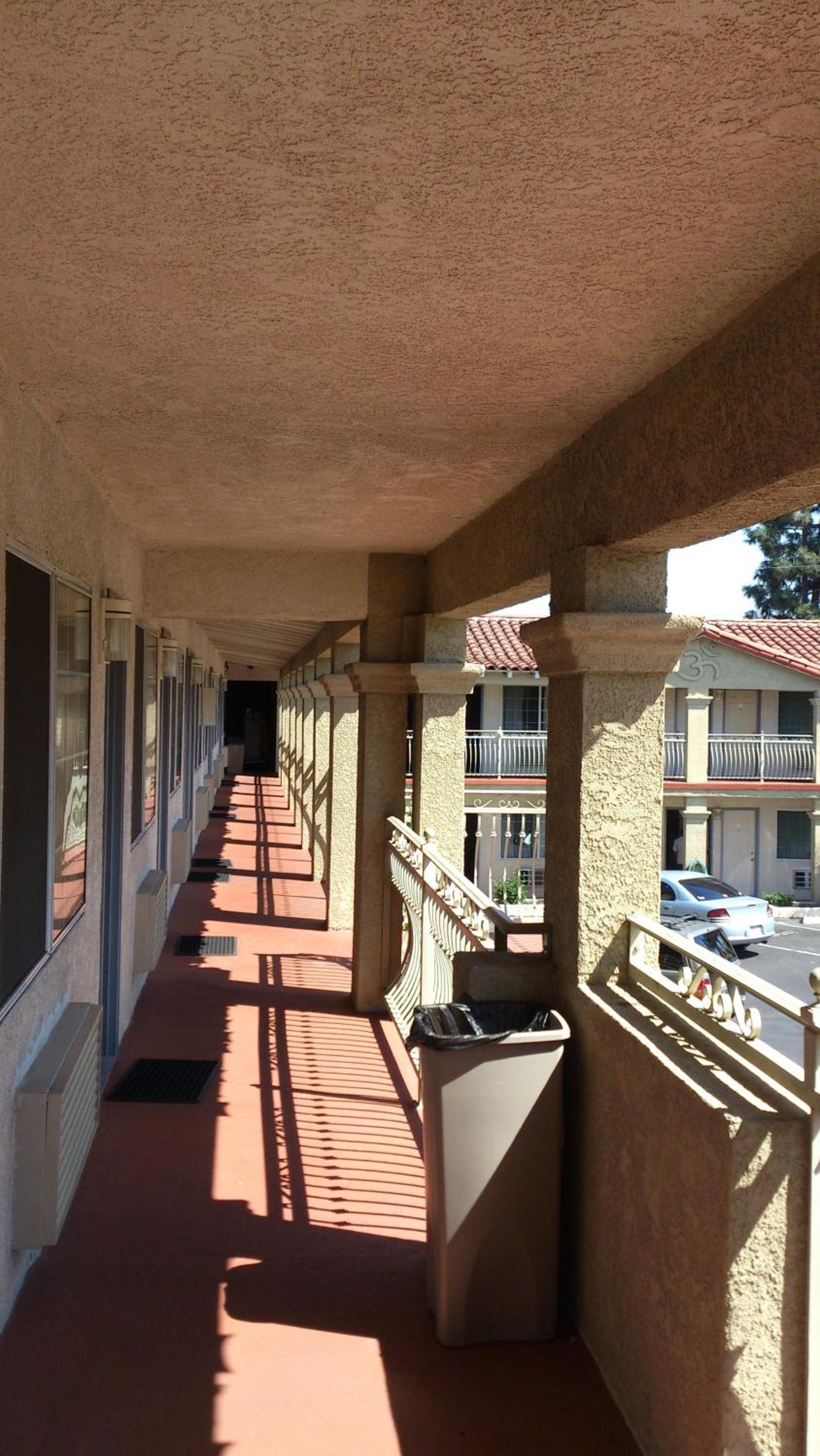 Santa Ana Travel Inn photo 11
