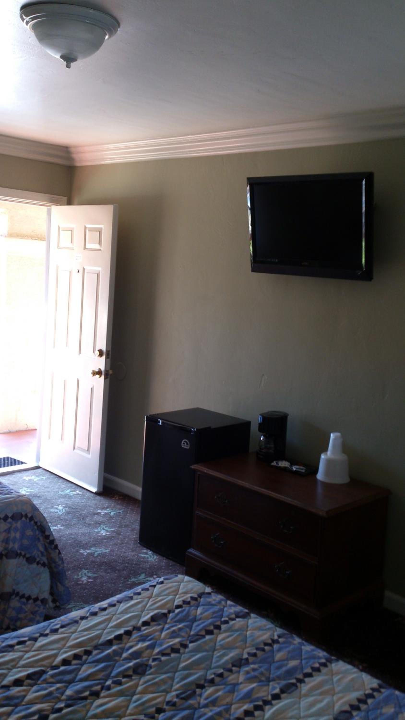 Santa Ana Travel Inn photo 31