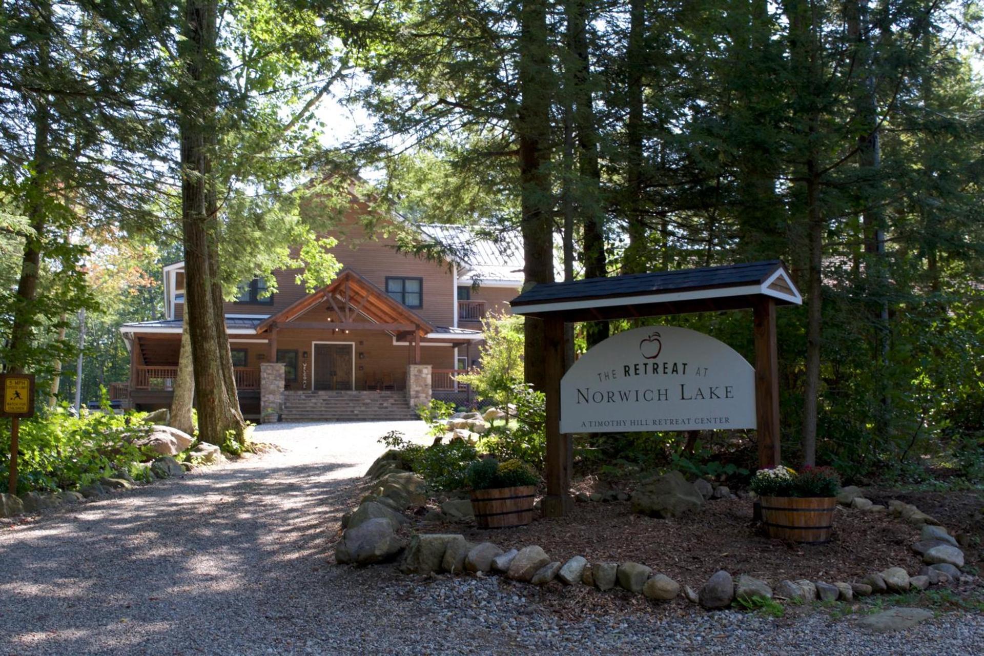 The Retreat At Norwich Lake photo 12