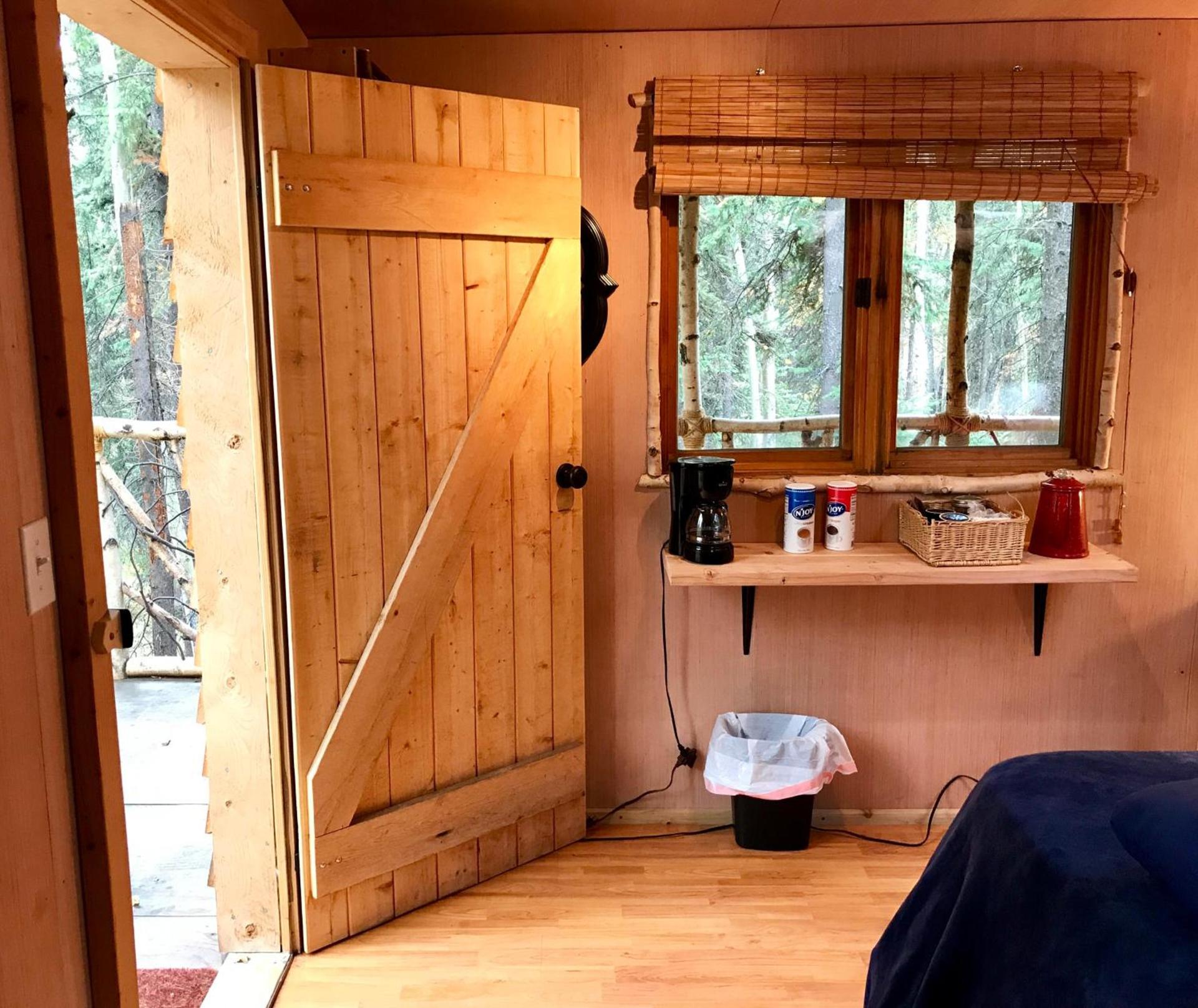 Sven's Basecamp Hostel photo 31