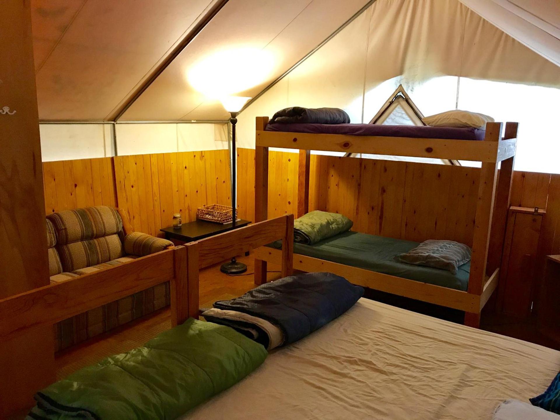 Sven's Basecamp Hostel photo 52