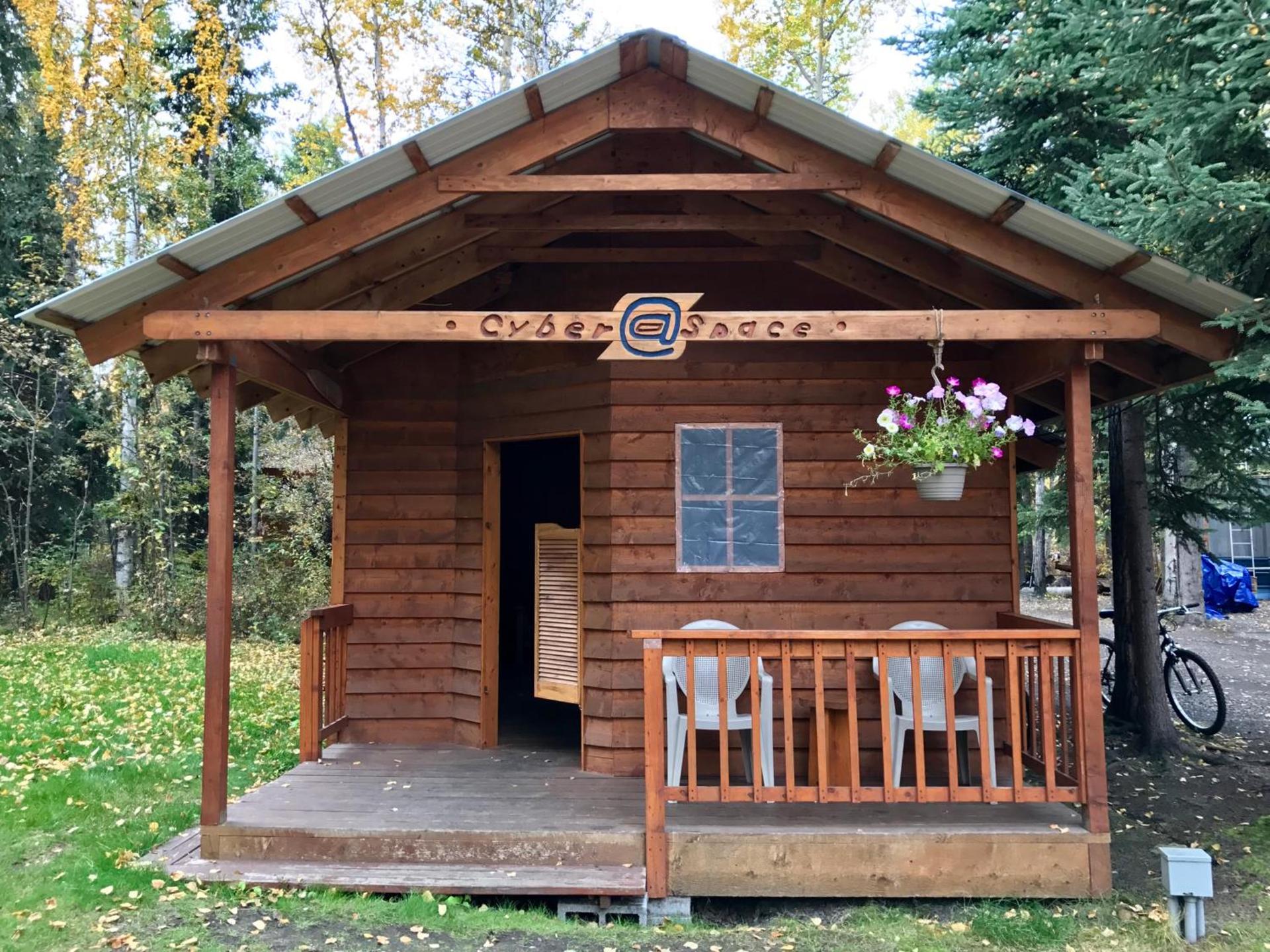 Sven's Basecamp Hostel photo 58