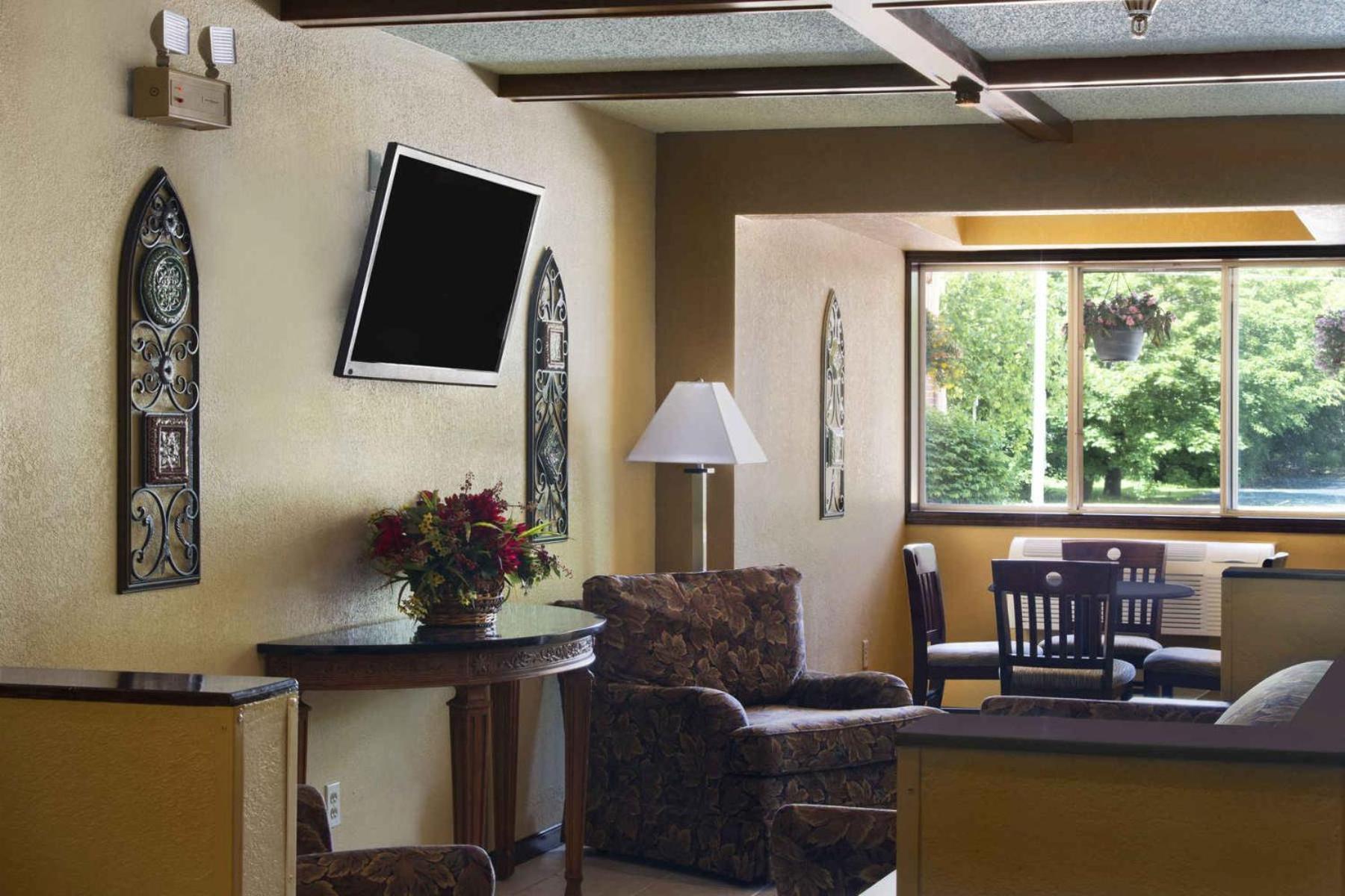 Fairview Inn & Suites Whitewater photo 19