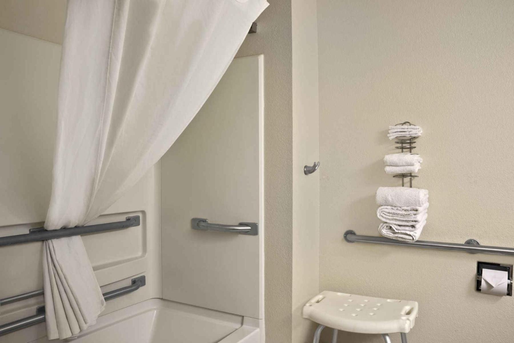 Fairview Inn & Suites Whitewater photo 23