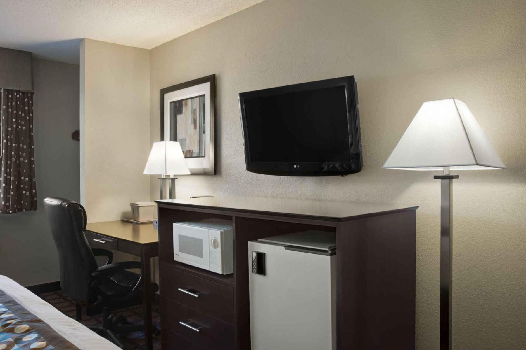 Fairview Inn & Suites Whitewater photo 18