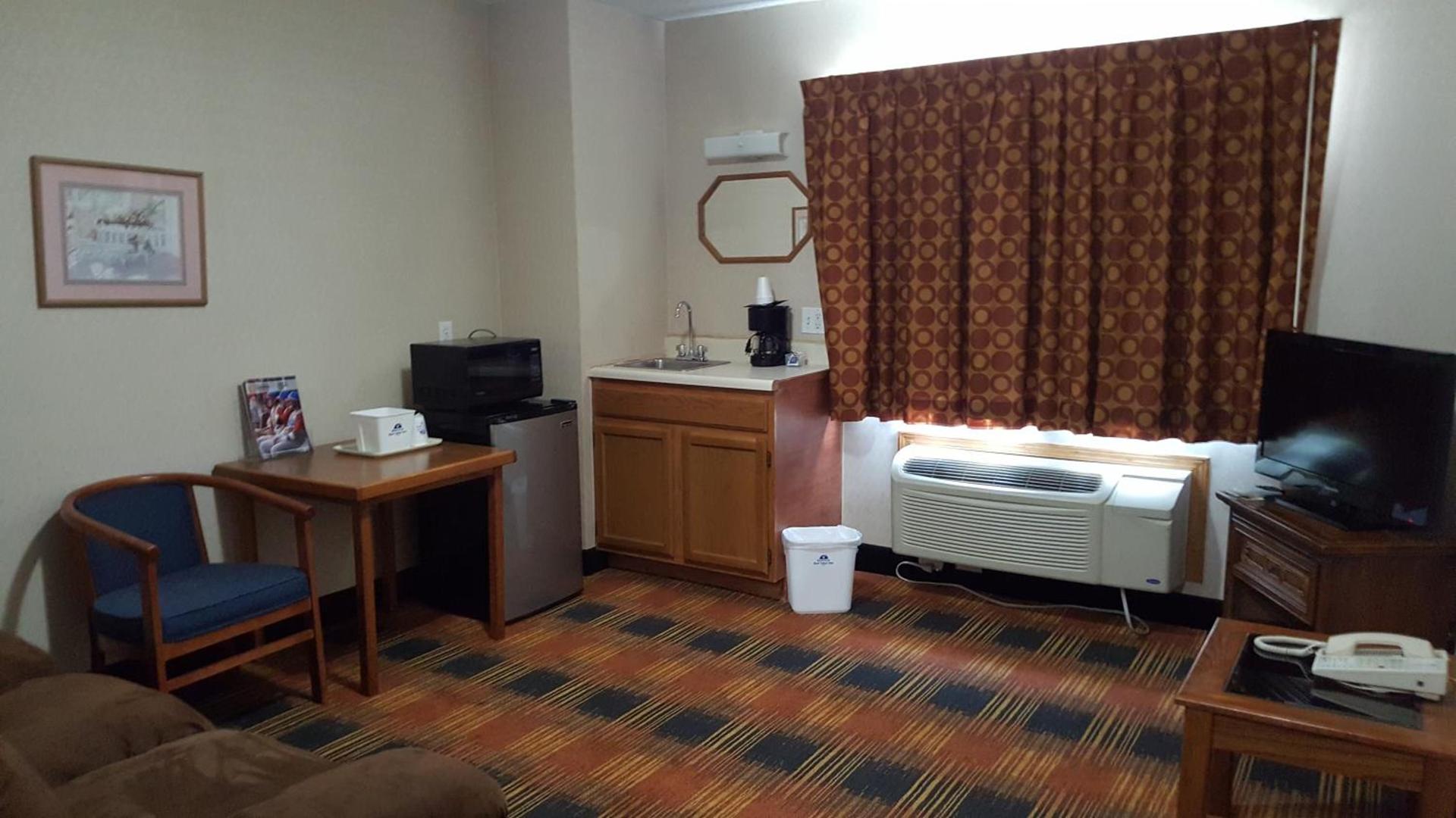 Americas Best Value Inn and Suites - Nevada photo 20