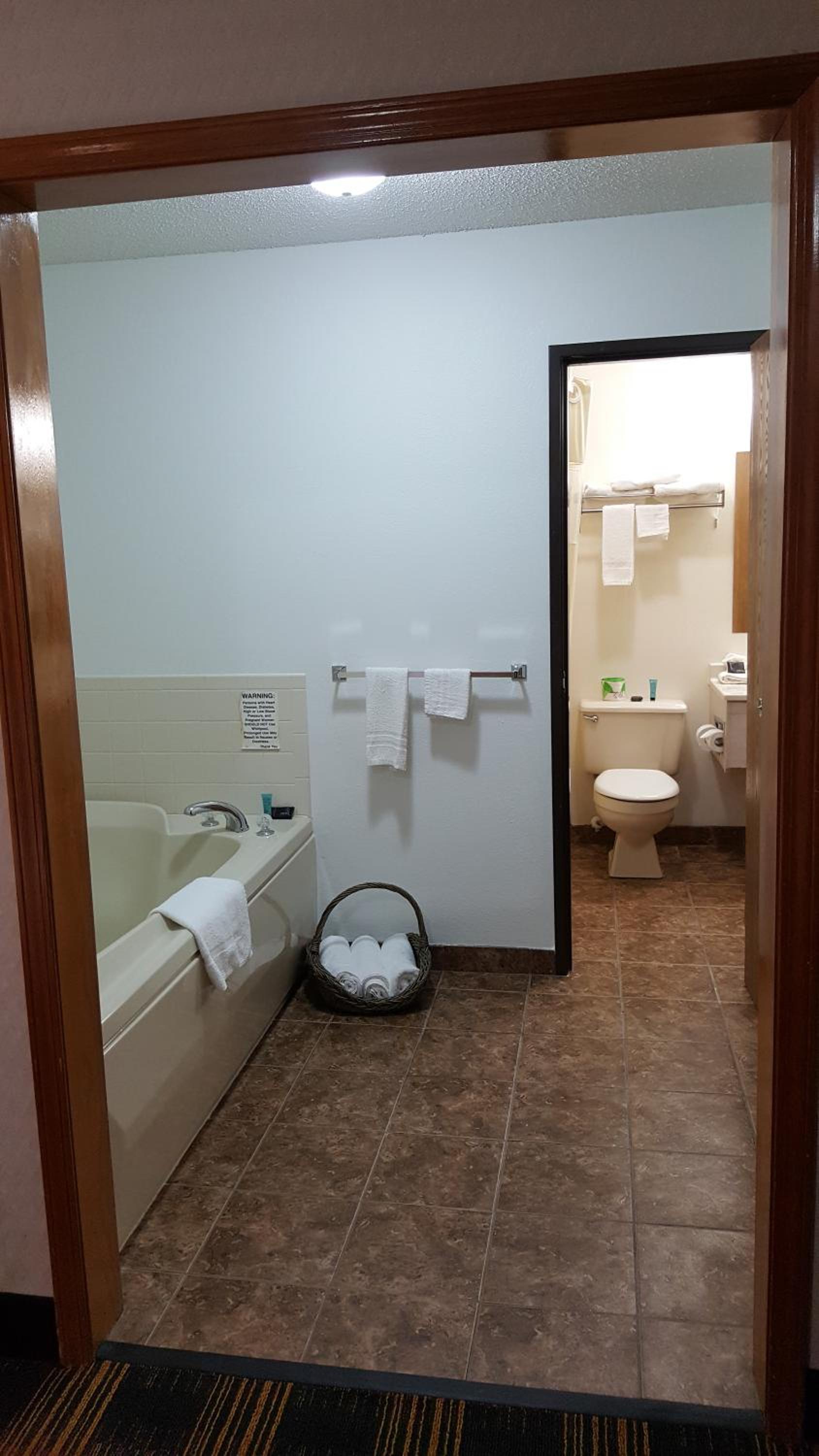 Americas Best Value Inn and Suites - Nevada photo 18