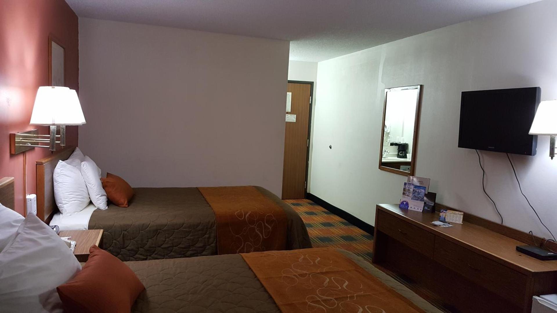Americas Best Value Inn and Suites - Nevada photo 27
