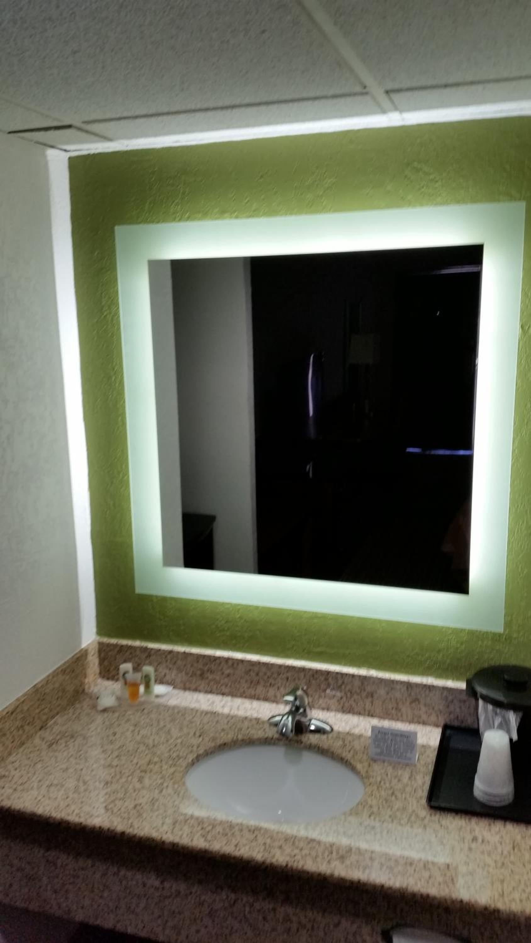 Quality Inn Forsyth near GA Public Safety Training Center photo 16