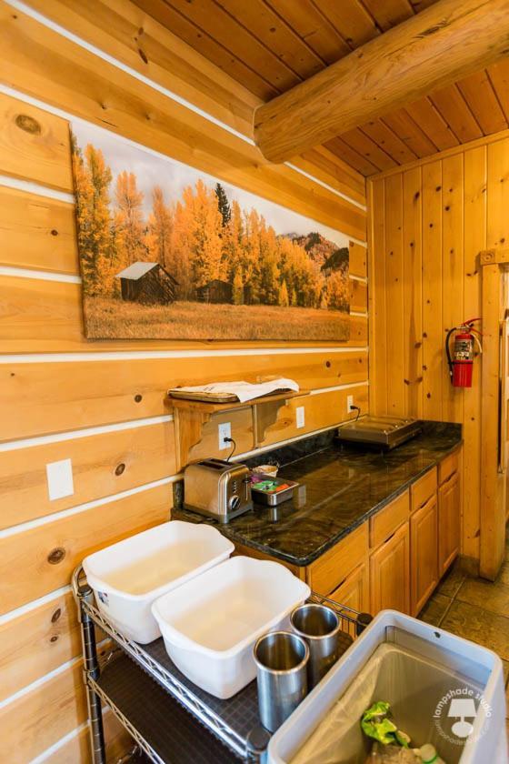 Cabin Creek Inn photo 27