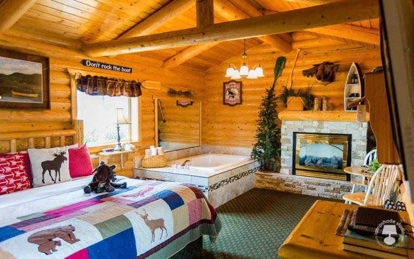 Cabin Creek Inn photo 42