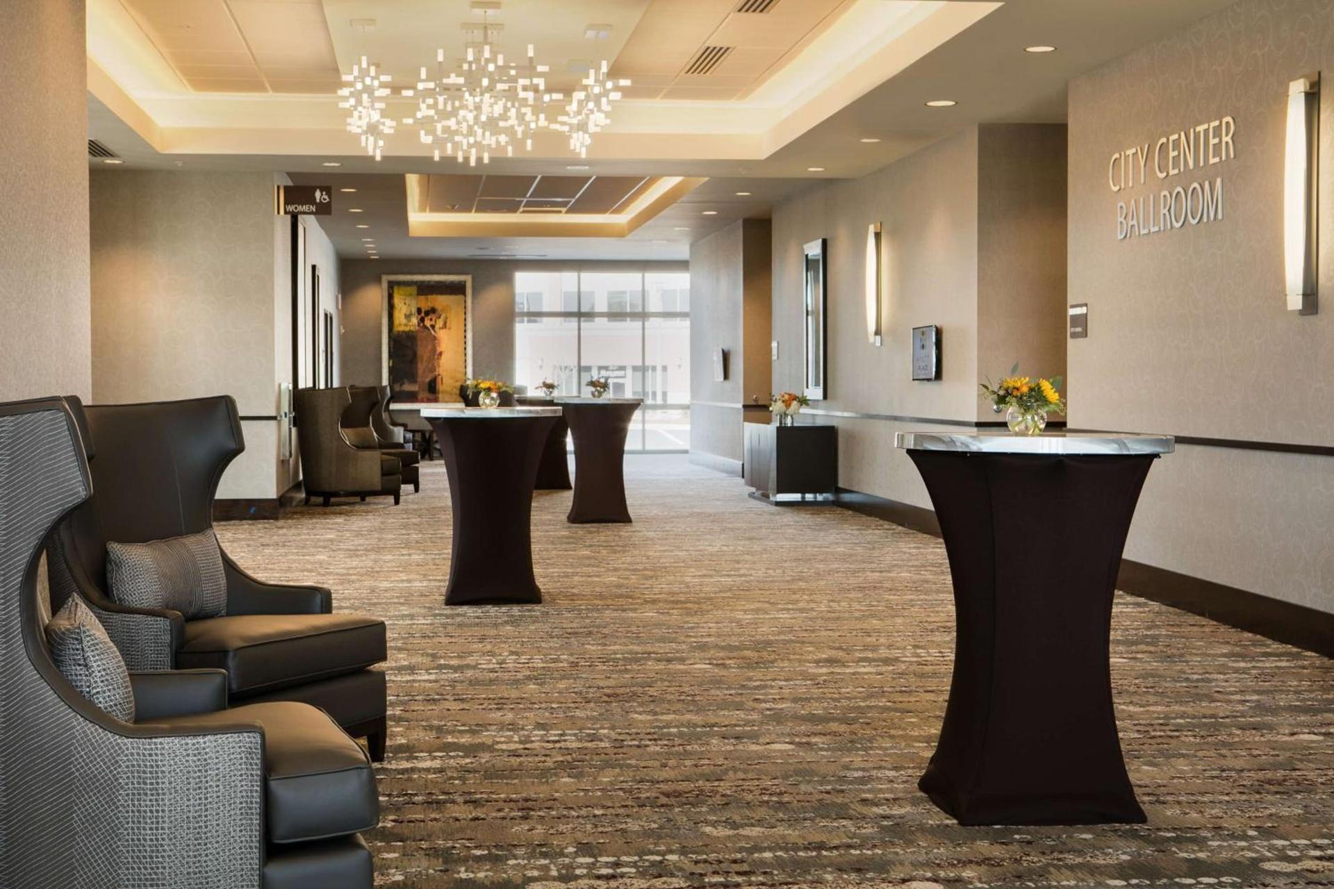 Hyatt Place Kansas City Lenexa City Center photo 65