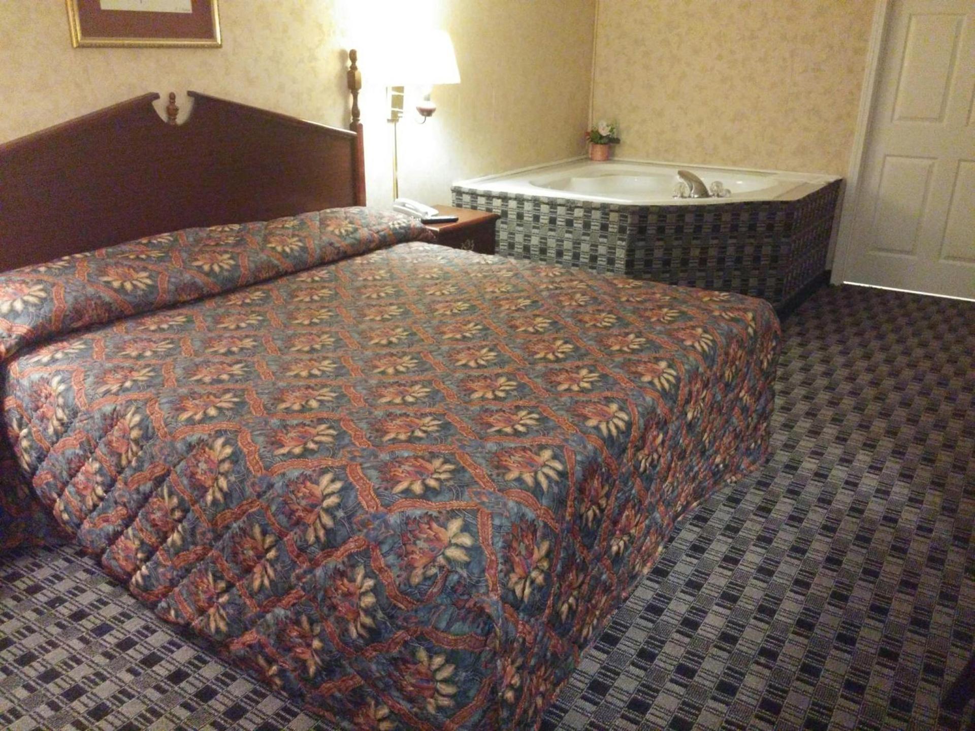 Stonebrook Inn photo 2