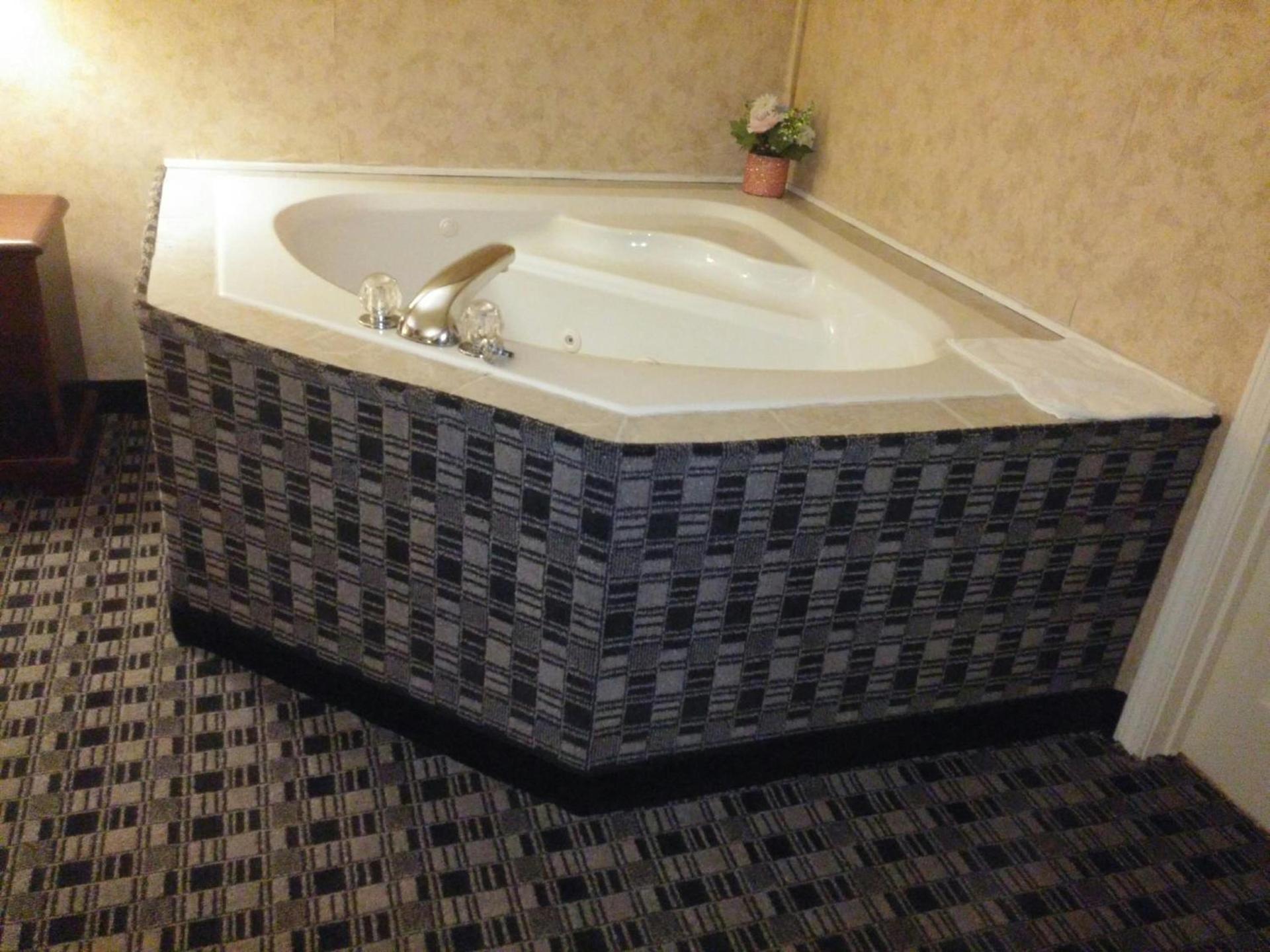 Stonebrook Inn photo 20