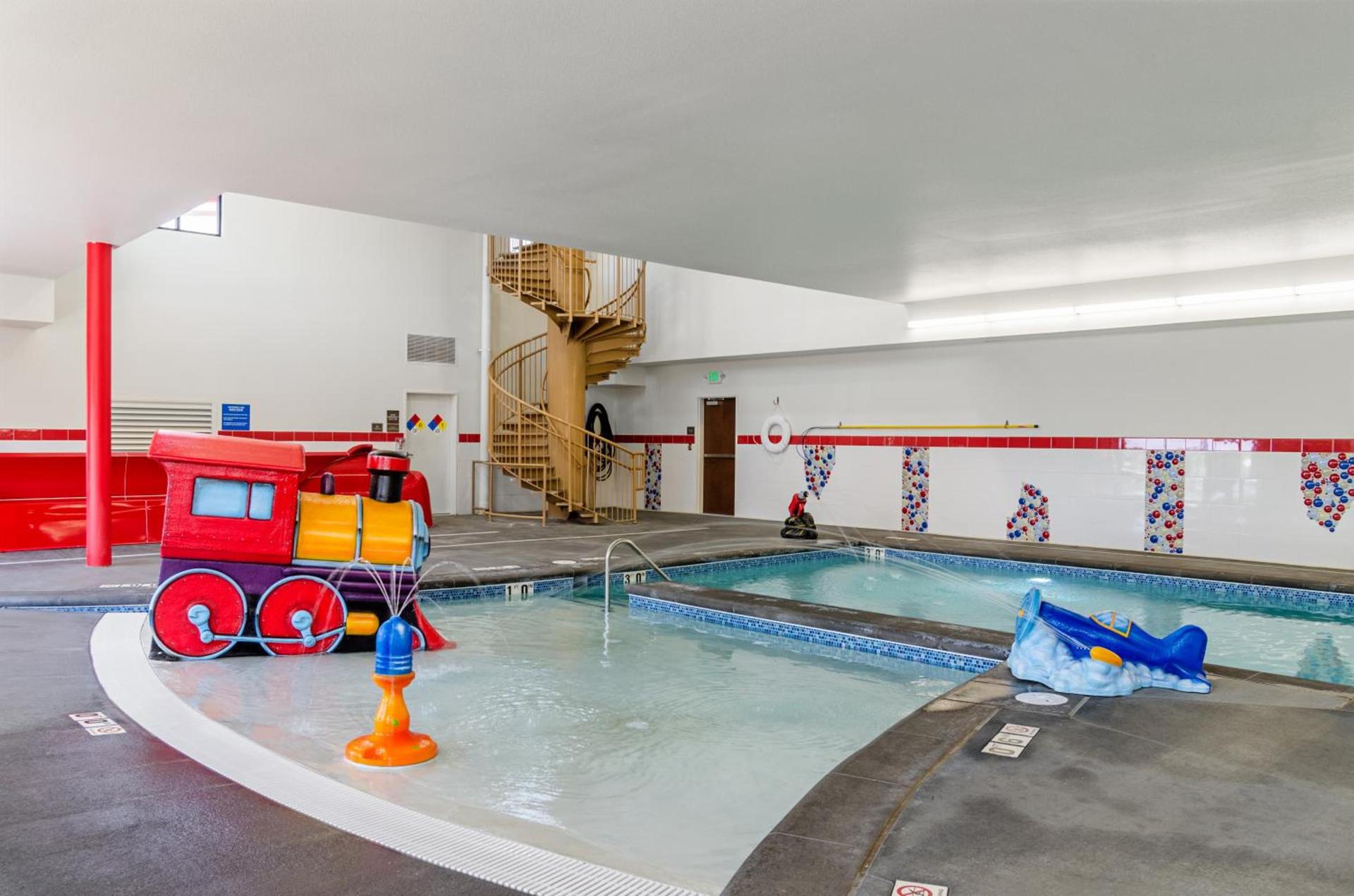 Comfort Suites Loveland photo 70