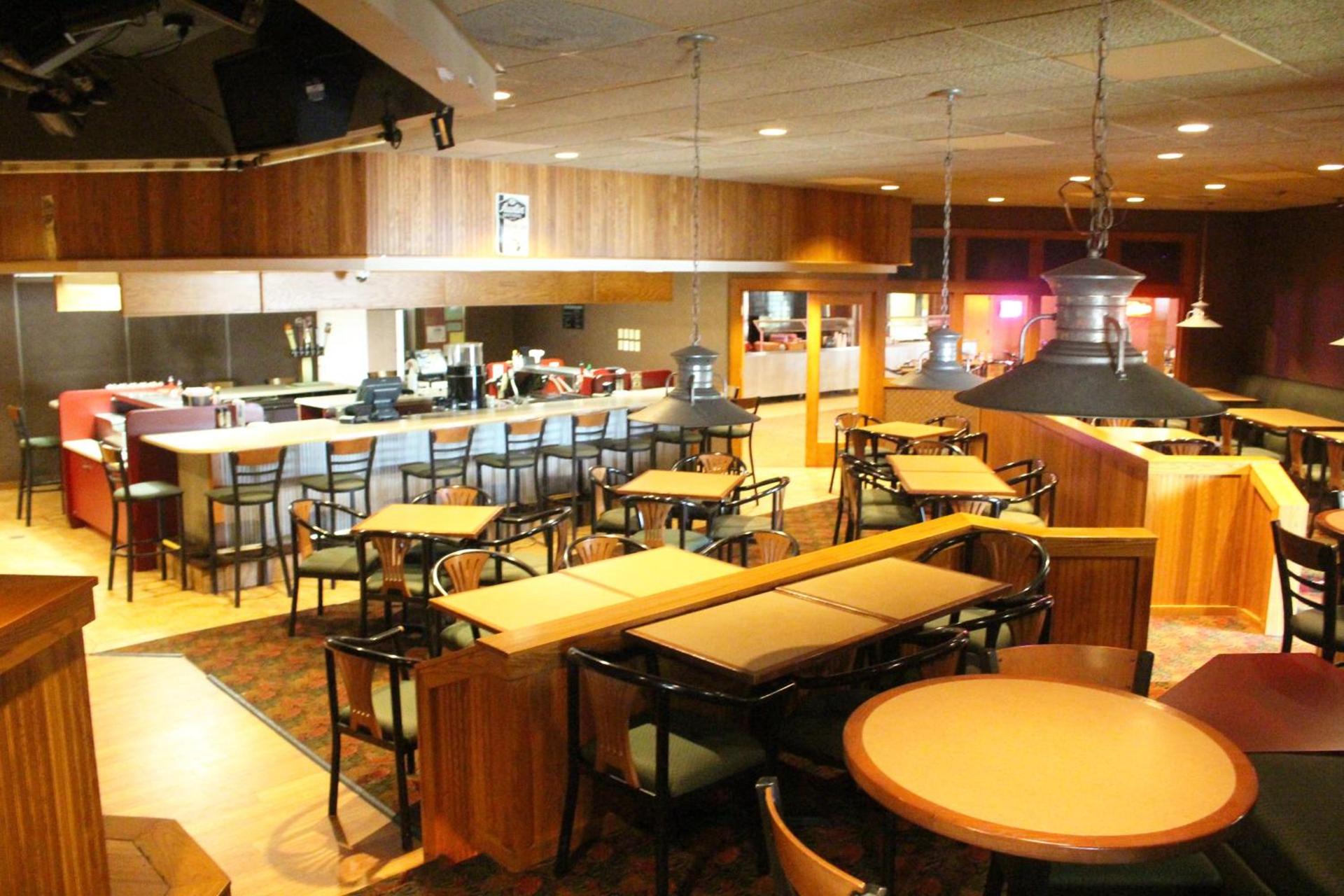 Ramada by Wyndham Alpena photo 63