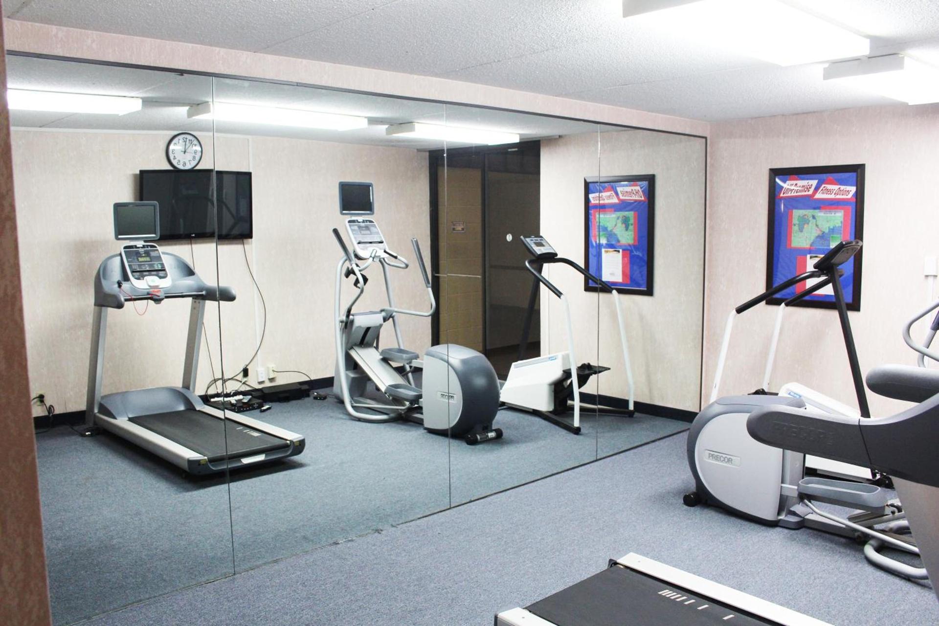 Ramada by Wyndham Alpena photo 65