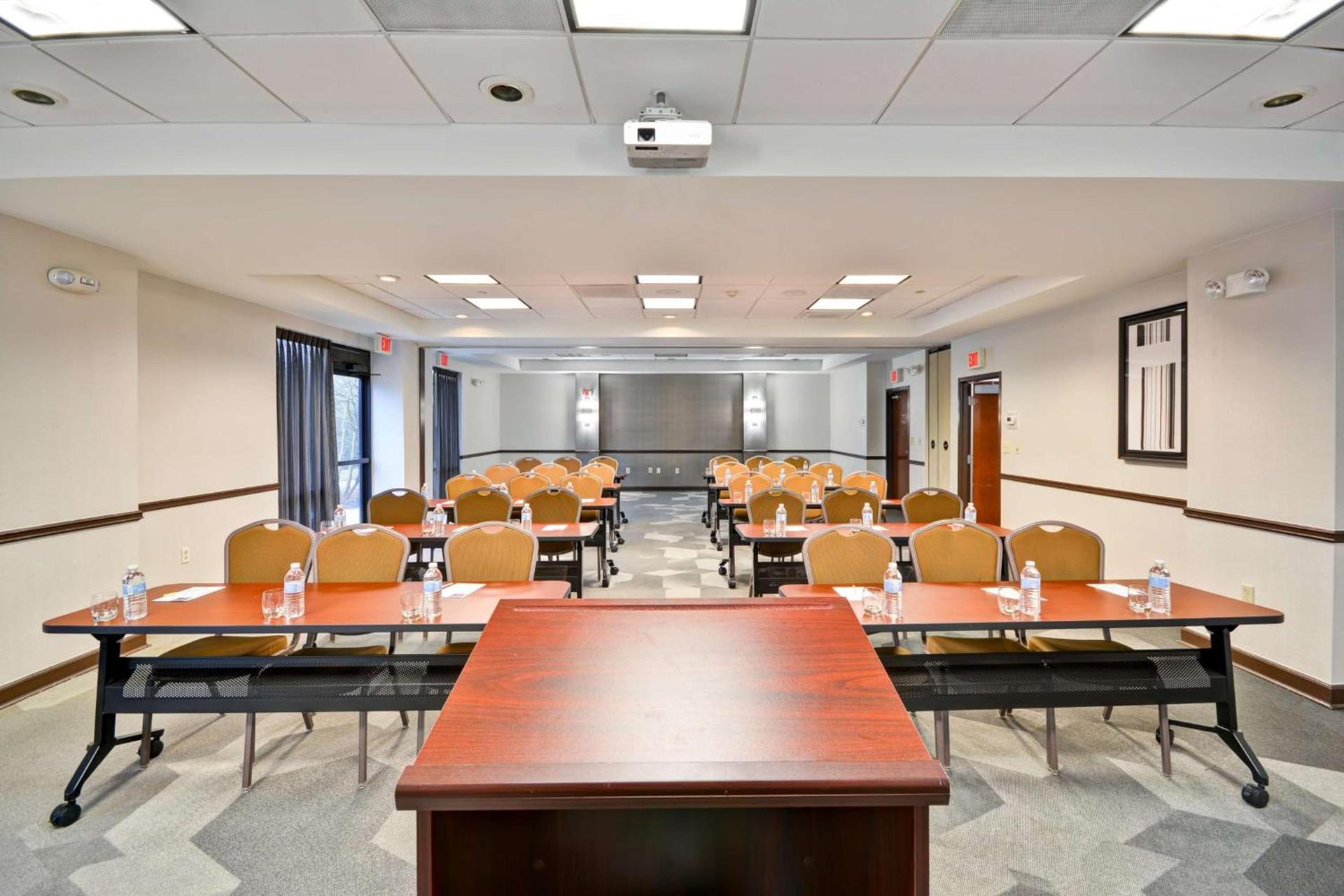 Hyatt Place Baton Rouge/I-10 photo 14