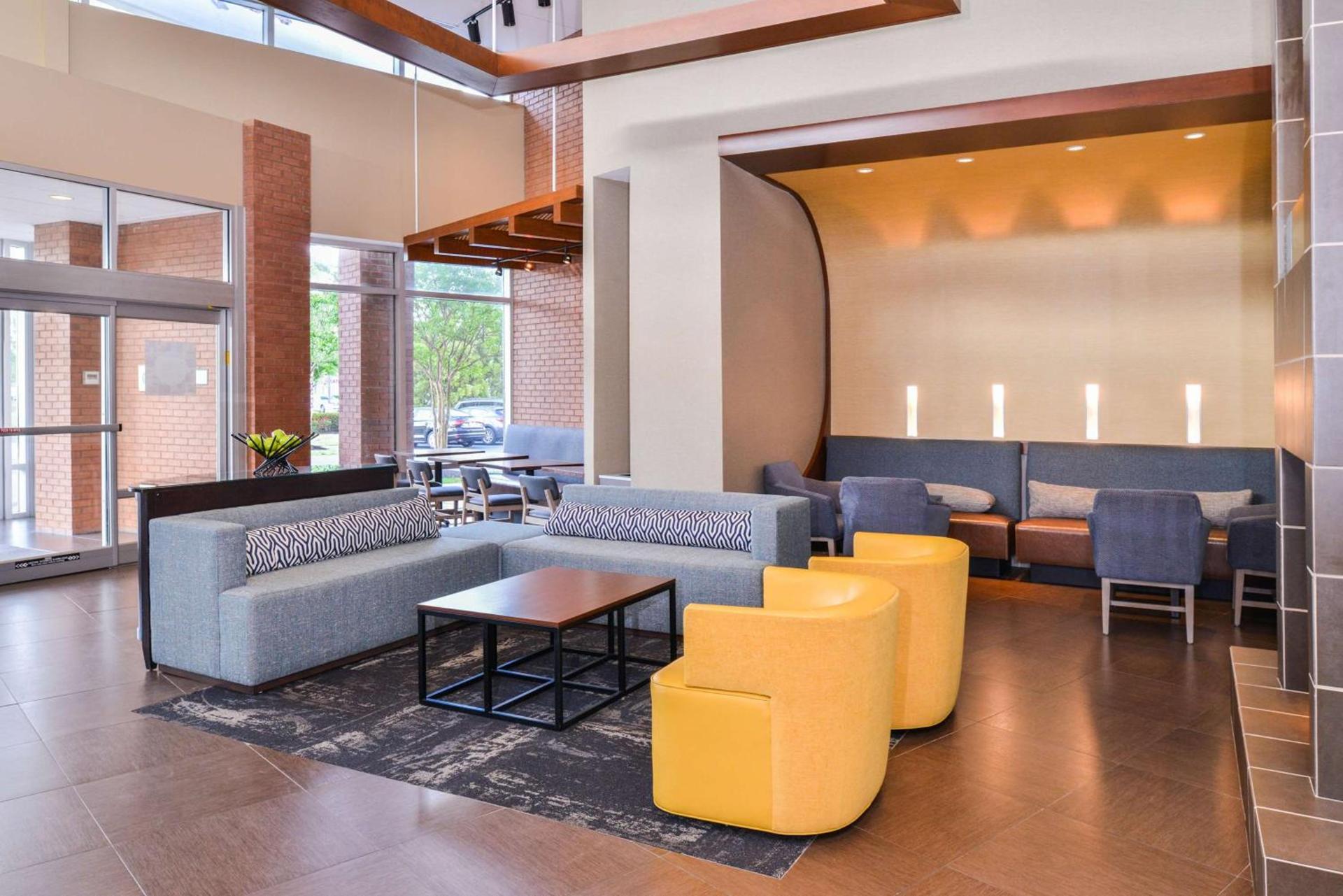 Hyatt Place Chesapeake photo 43