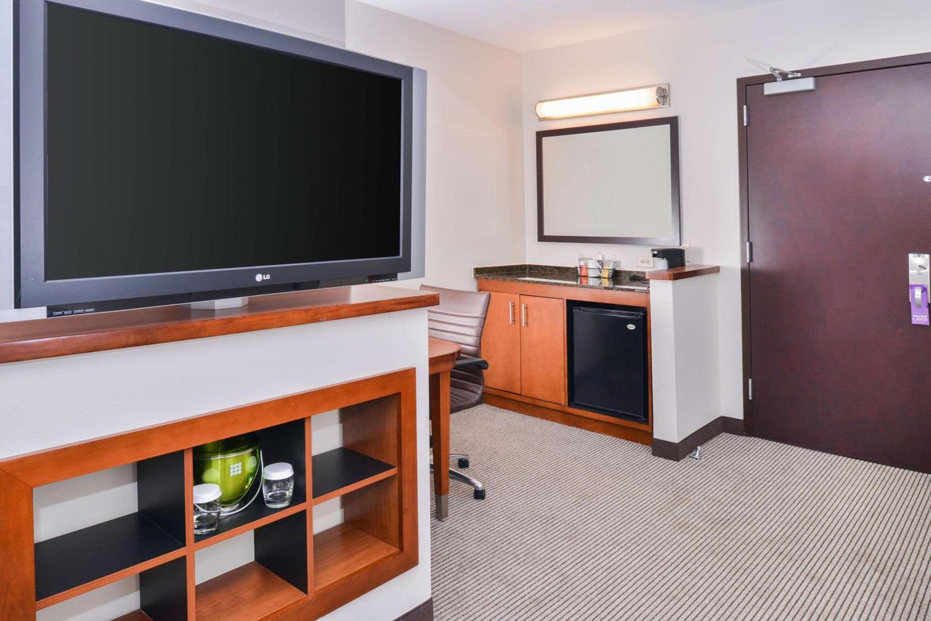 Hyatt Place Chesapeake photo 59