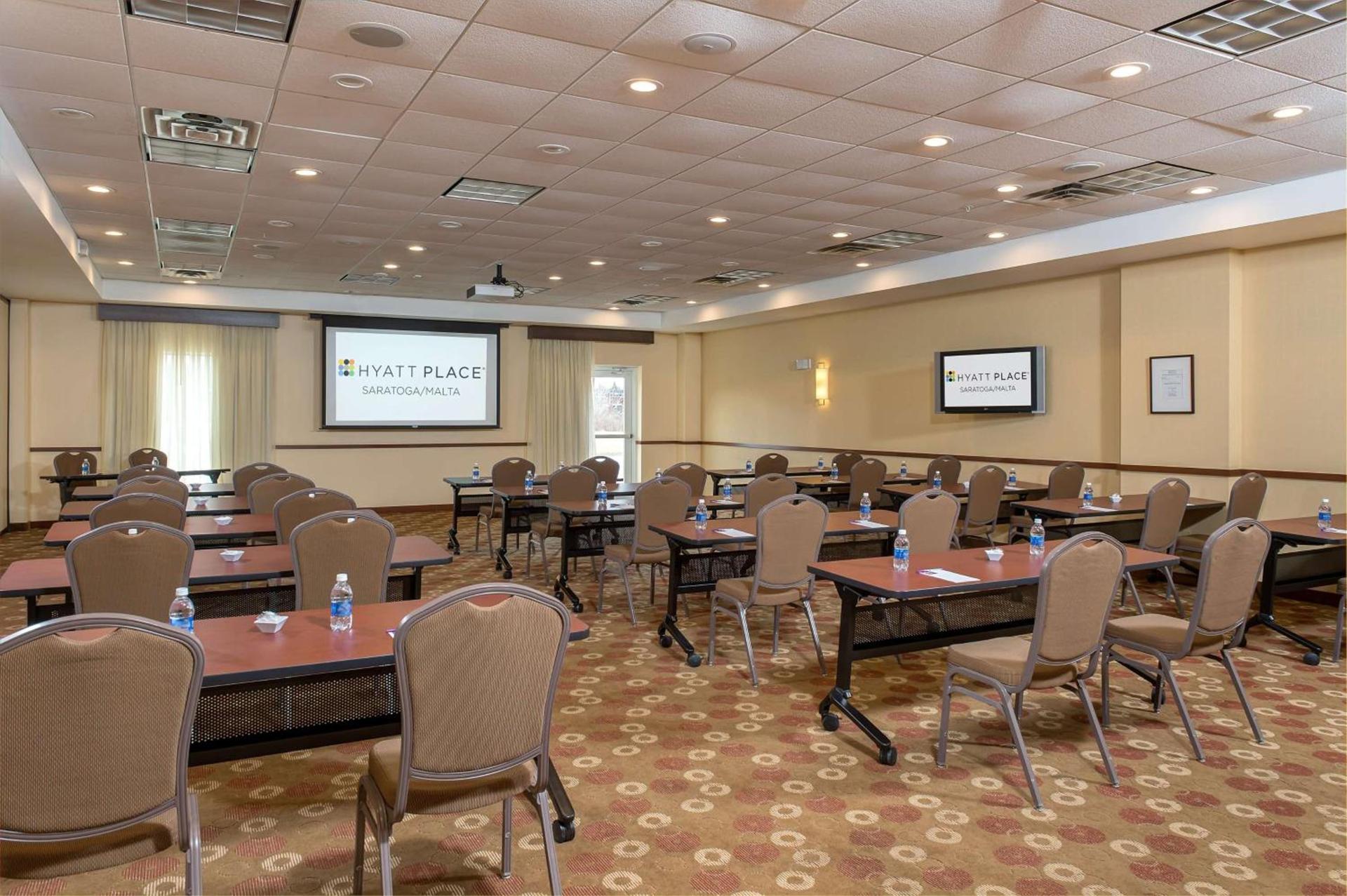 Hyatt Place Saratoga/Malta photo 26