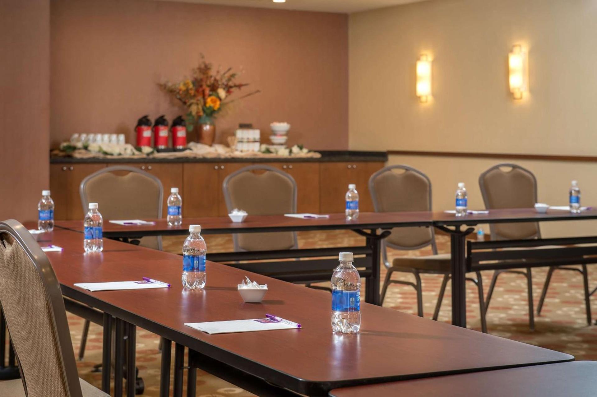 Hyatt Place Saratoga/Malta photo 22