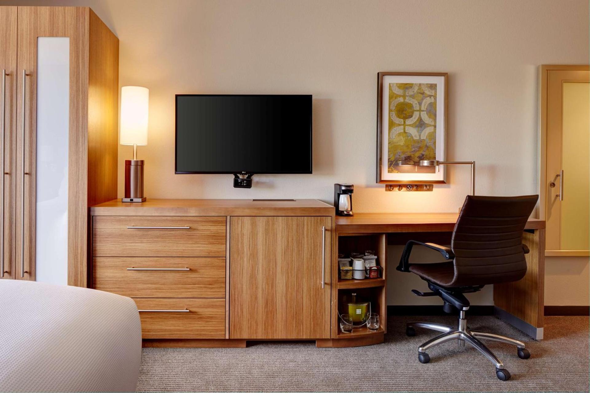 Hyatt Place Madison/Verona photo 51