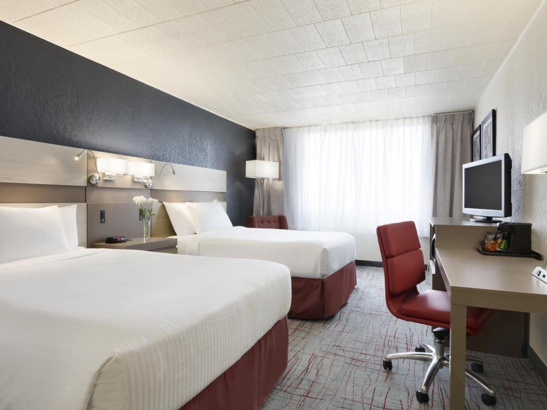 Ramada by Wyndham Beaver Falls photo 30