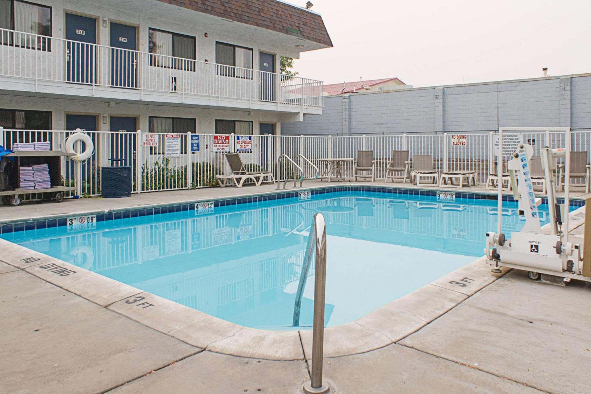 Motel 6-Kalispell, MT photo 8