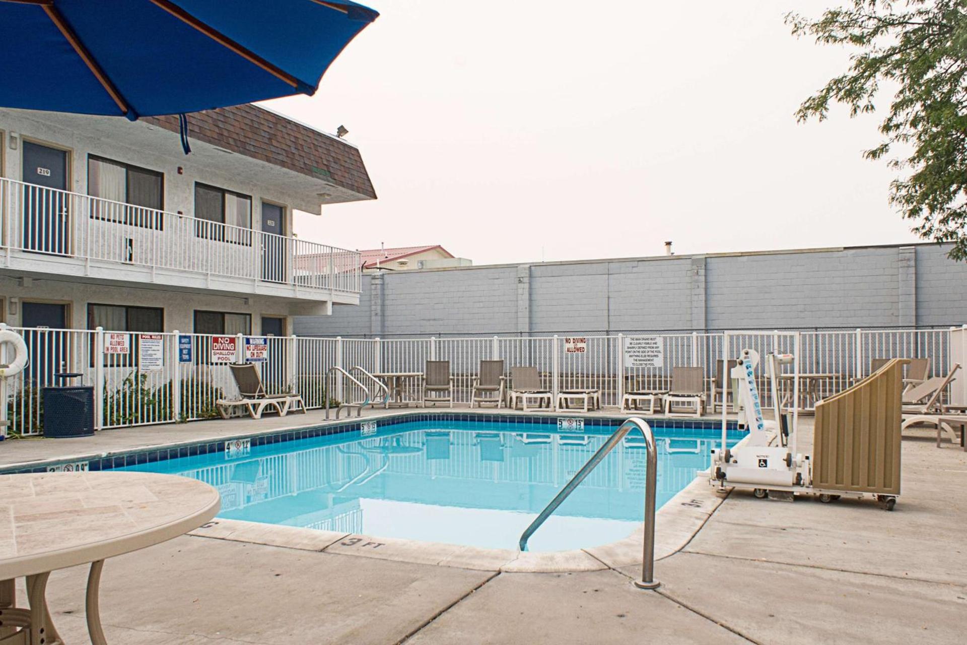 Motel 6-Kalispell, MT photo 7